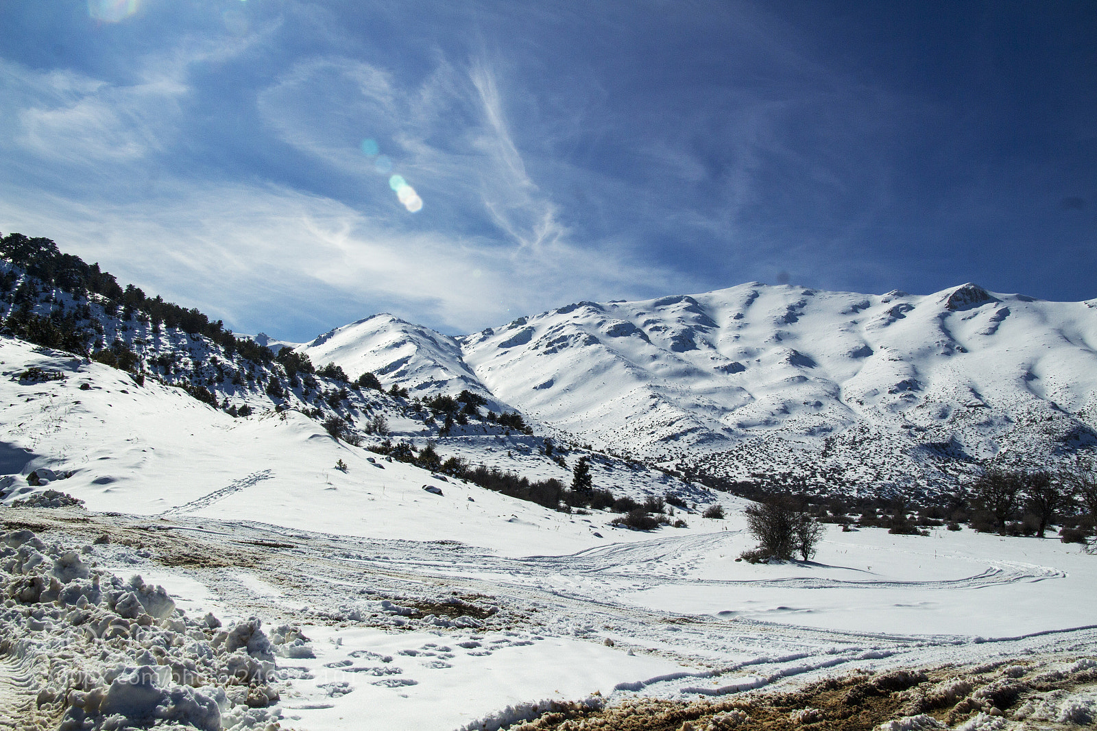 Canon EOS 700D (EOS Rebel T5i / EOS Kiss X7i) sample photo. Snowed mountain photography