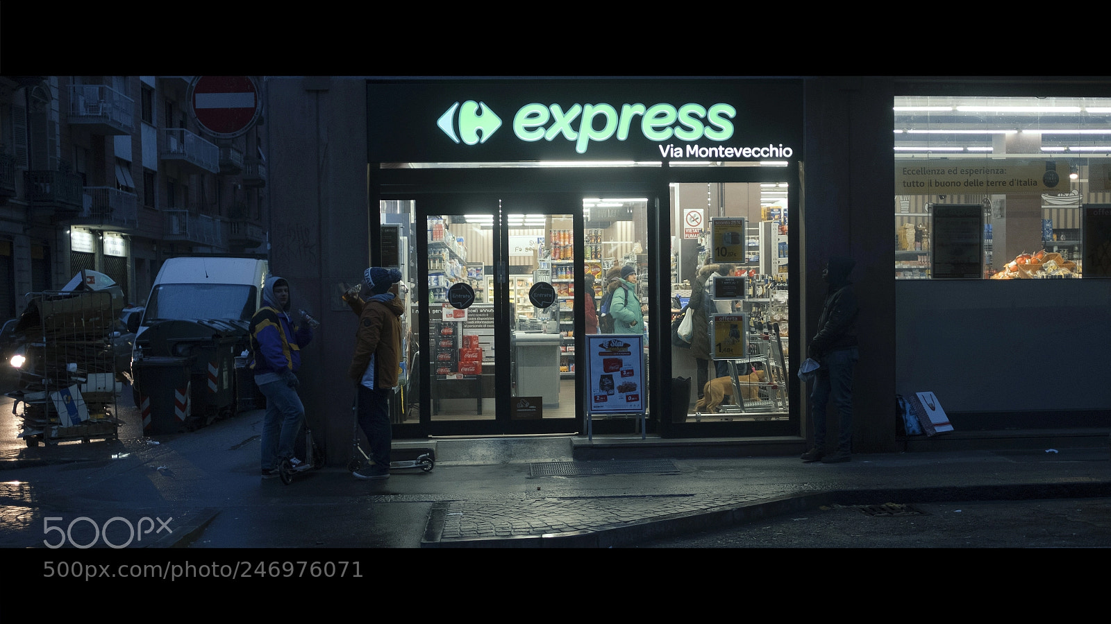 Fujifilm X-T2 sample photo. Express moment photography