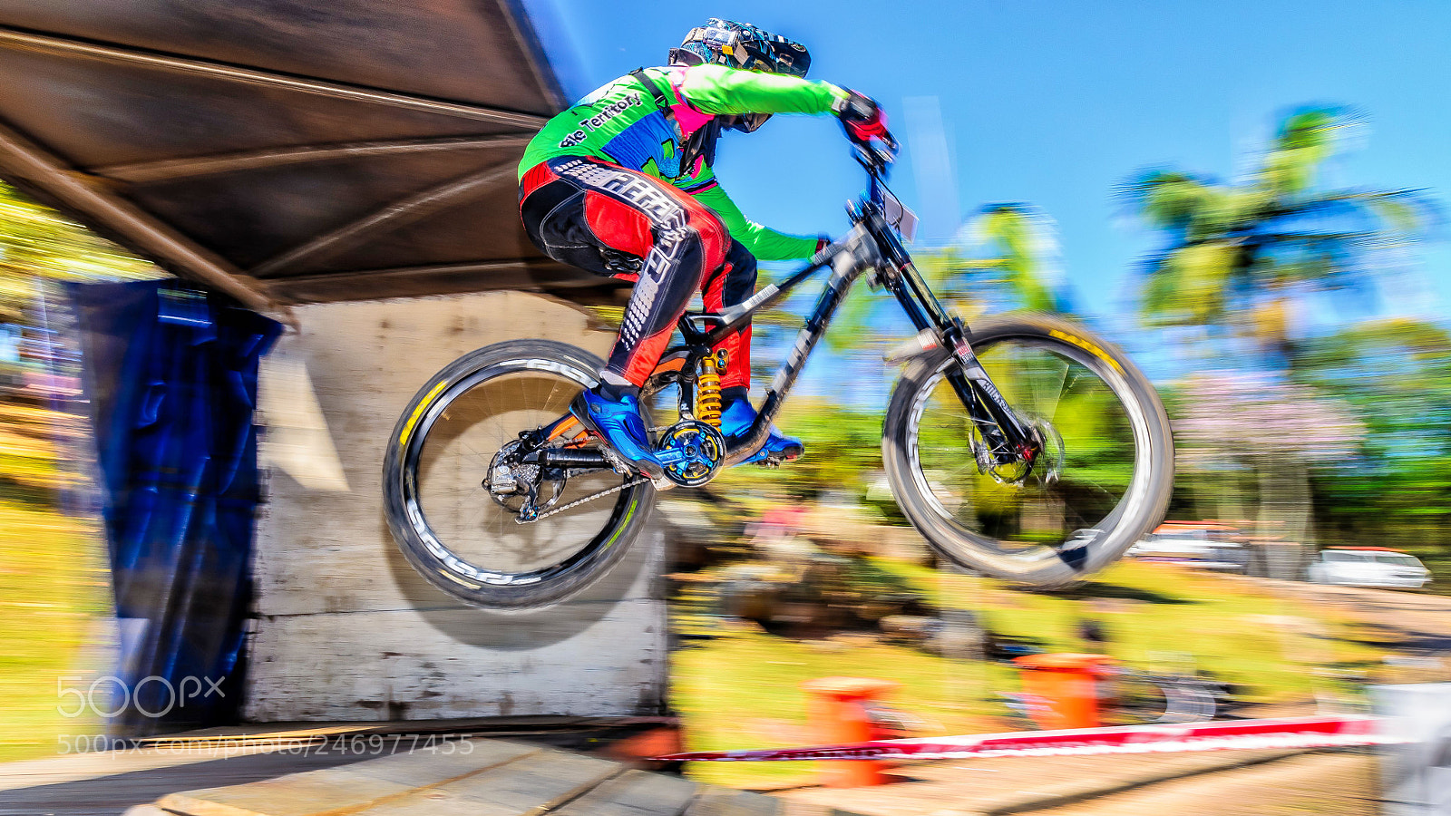 Nikon D5100 sample photo. Downhill - the flight photography