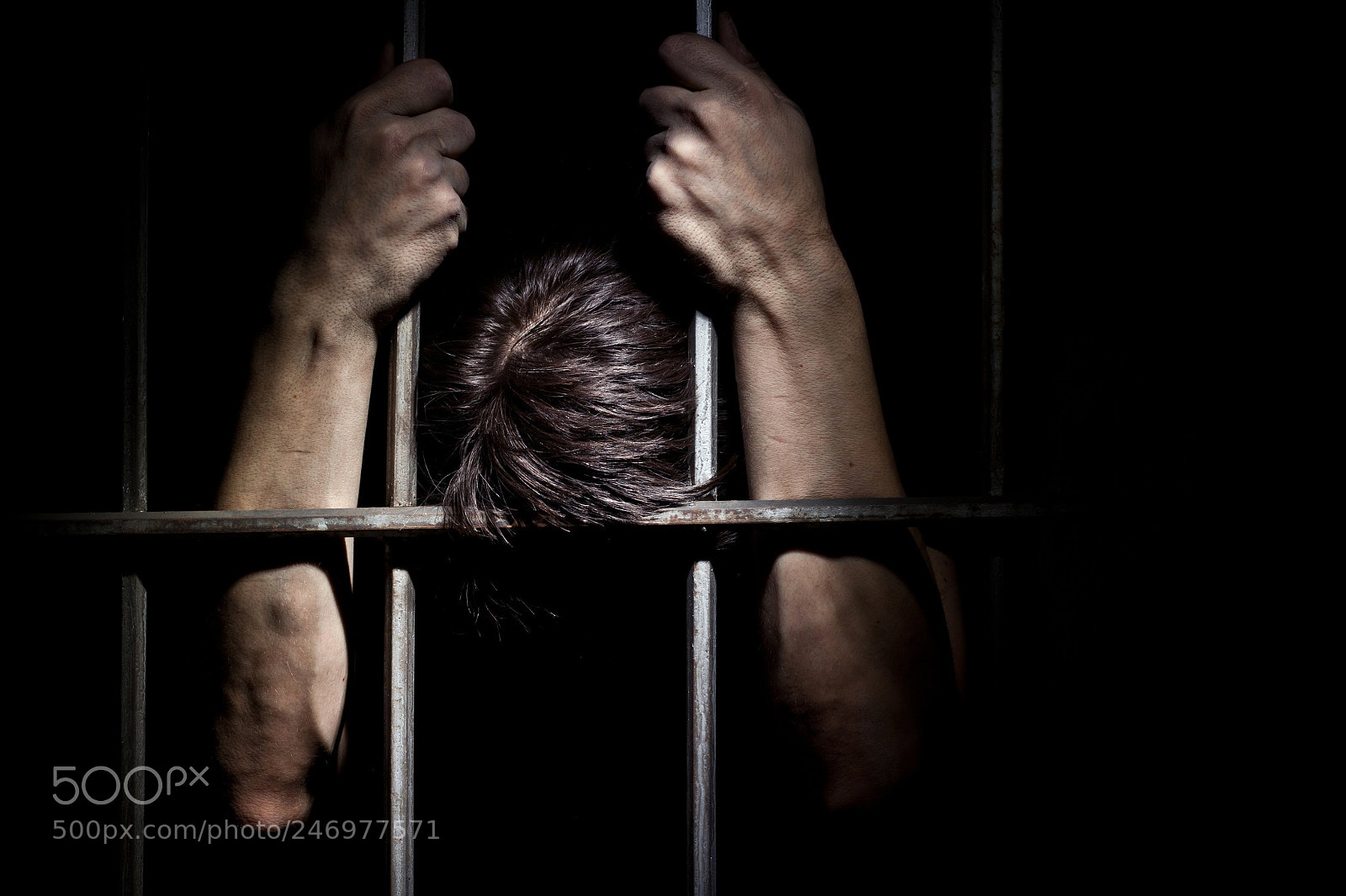 Canon EOS 50D sample photo. Hands of the prisoner photography