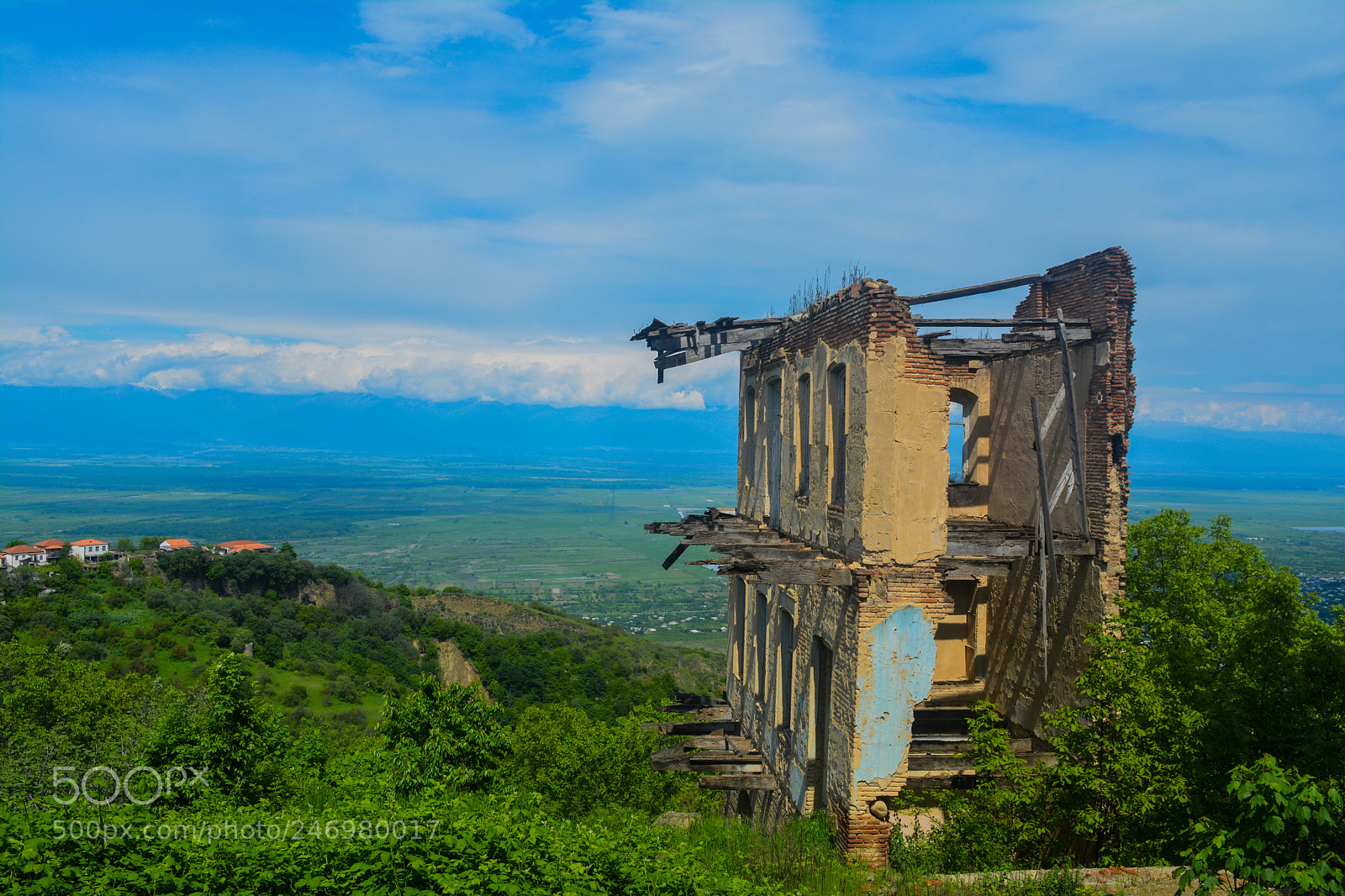 Nikon D5200 sample photo. Old building photography