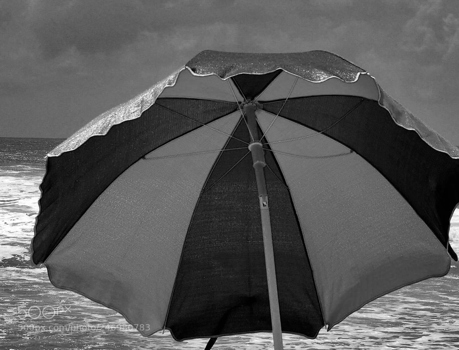 Olympus OM-D E-M10 sample photo. Beach umbrella photography