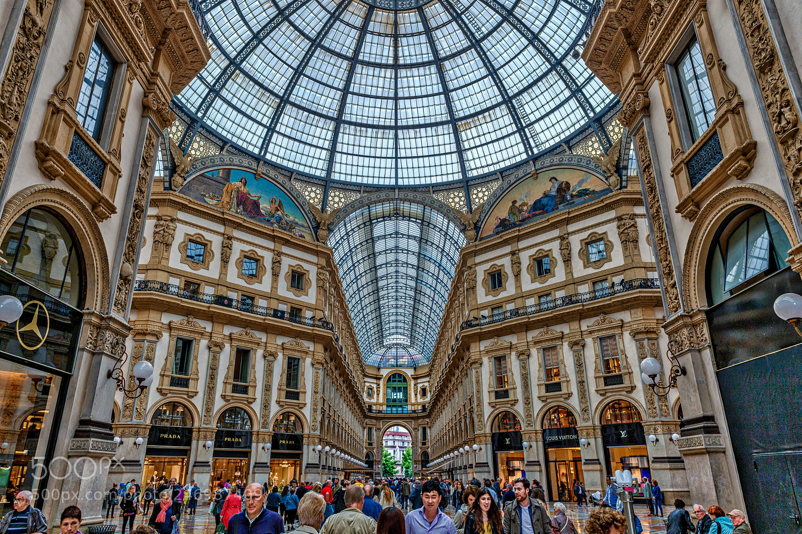 Nikon D4S sample photo. Inside mall milano ! photography
