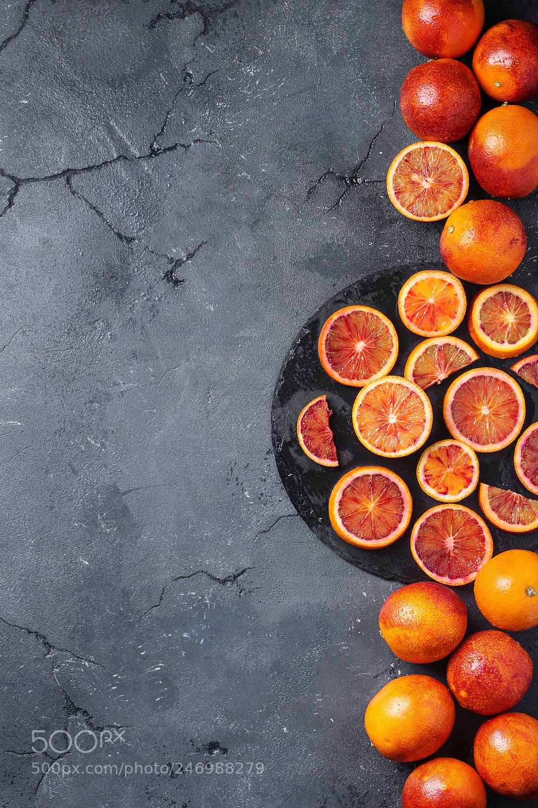 Canon EOS 700D (EOS Rebel T5i / EOS Kiss X7i) sample photo. Fresh organic bloody oranges photography