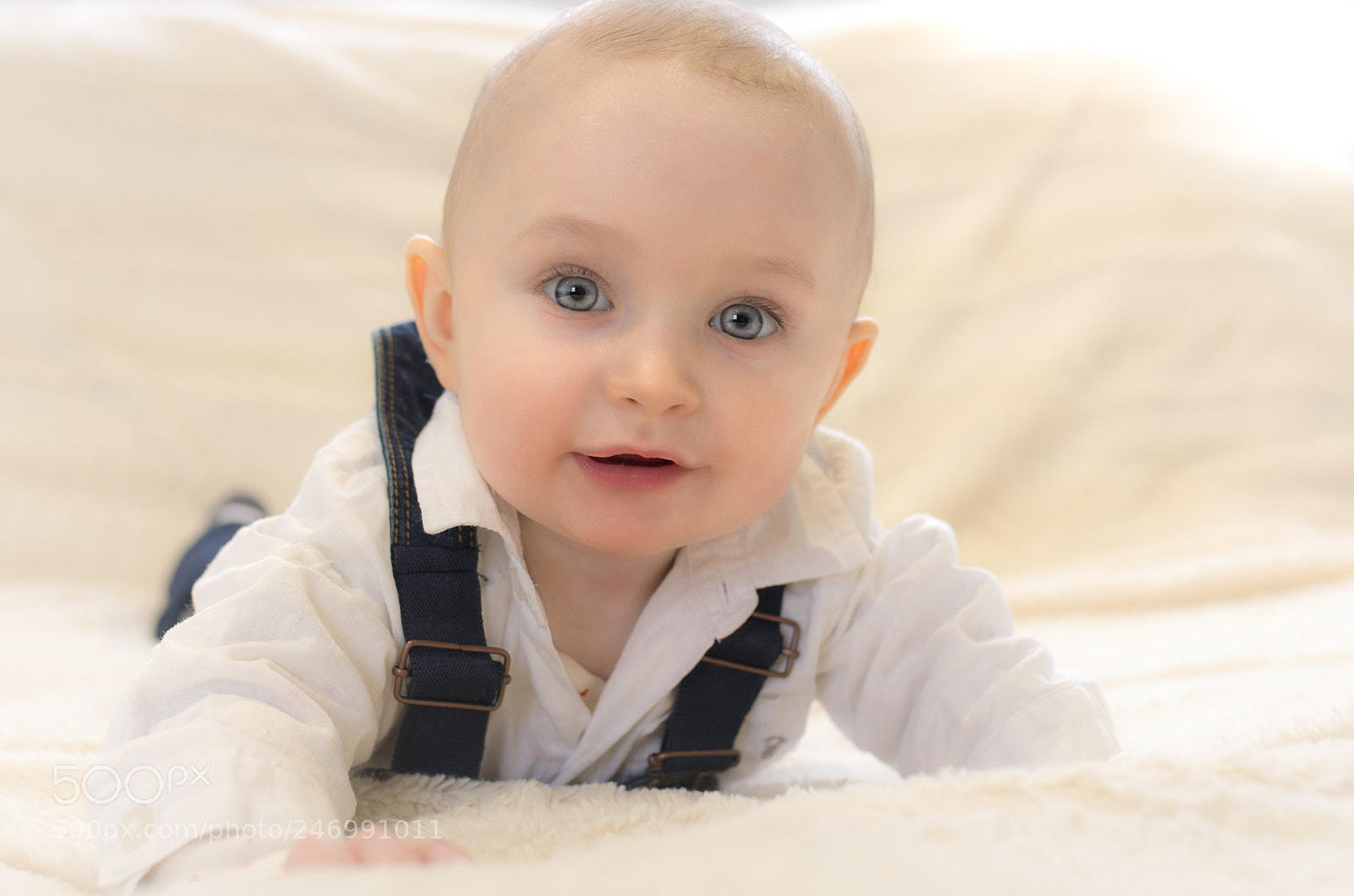 Pentax K-5 sample photo. Smiling at the world photography