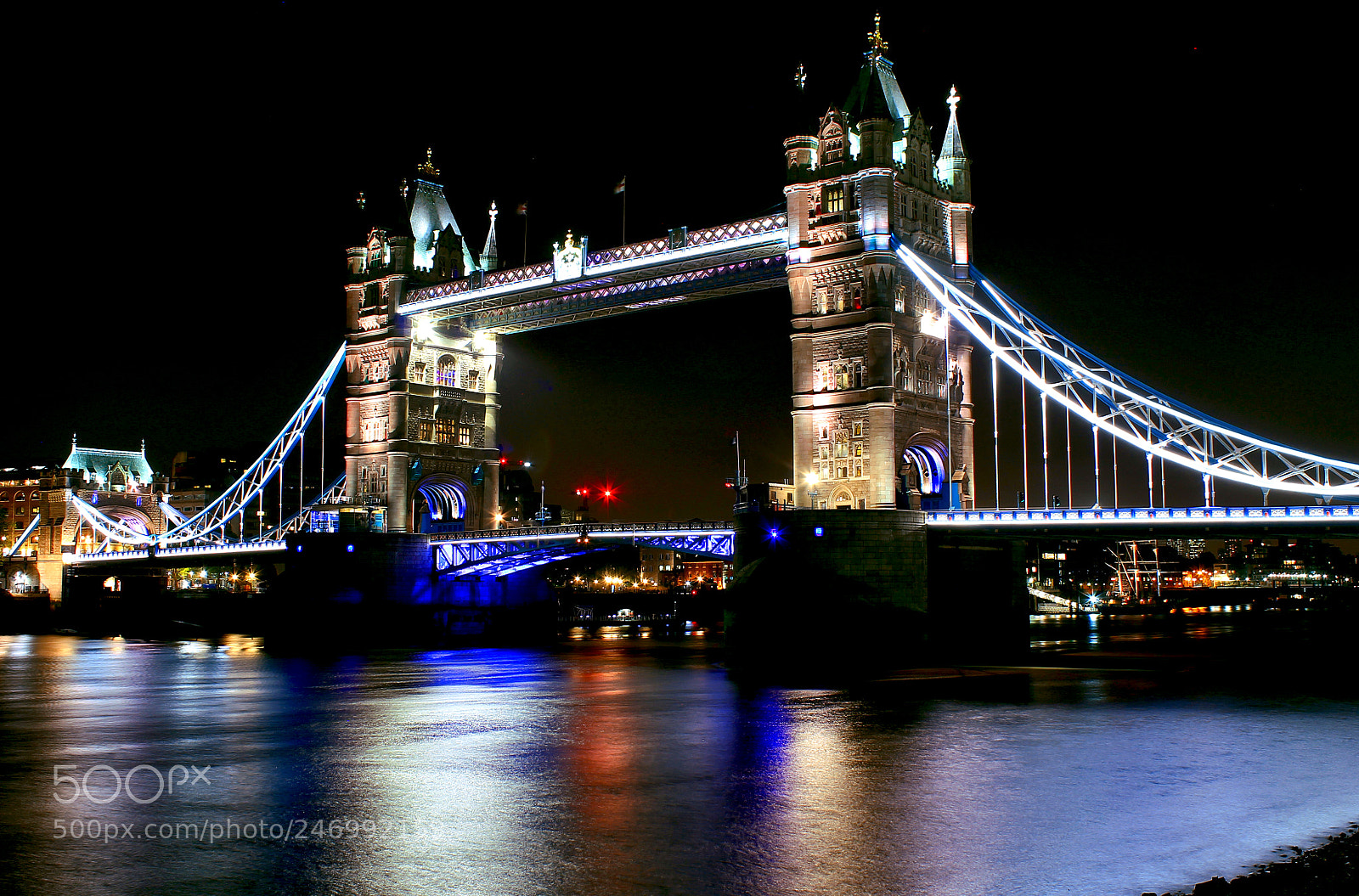 Canon EOS 1100D (EOS Rebel T3 / EOS Kiss X50) sample photo. London bridge photography