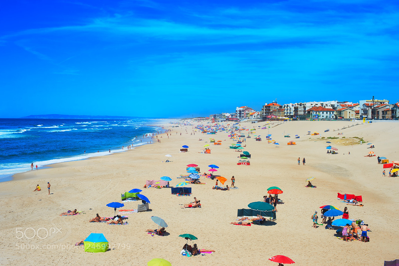 Nikon Df sample photo. People ocean beach summer photography
