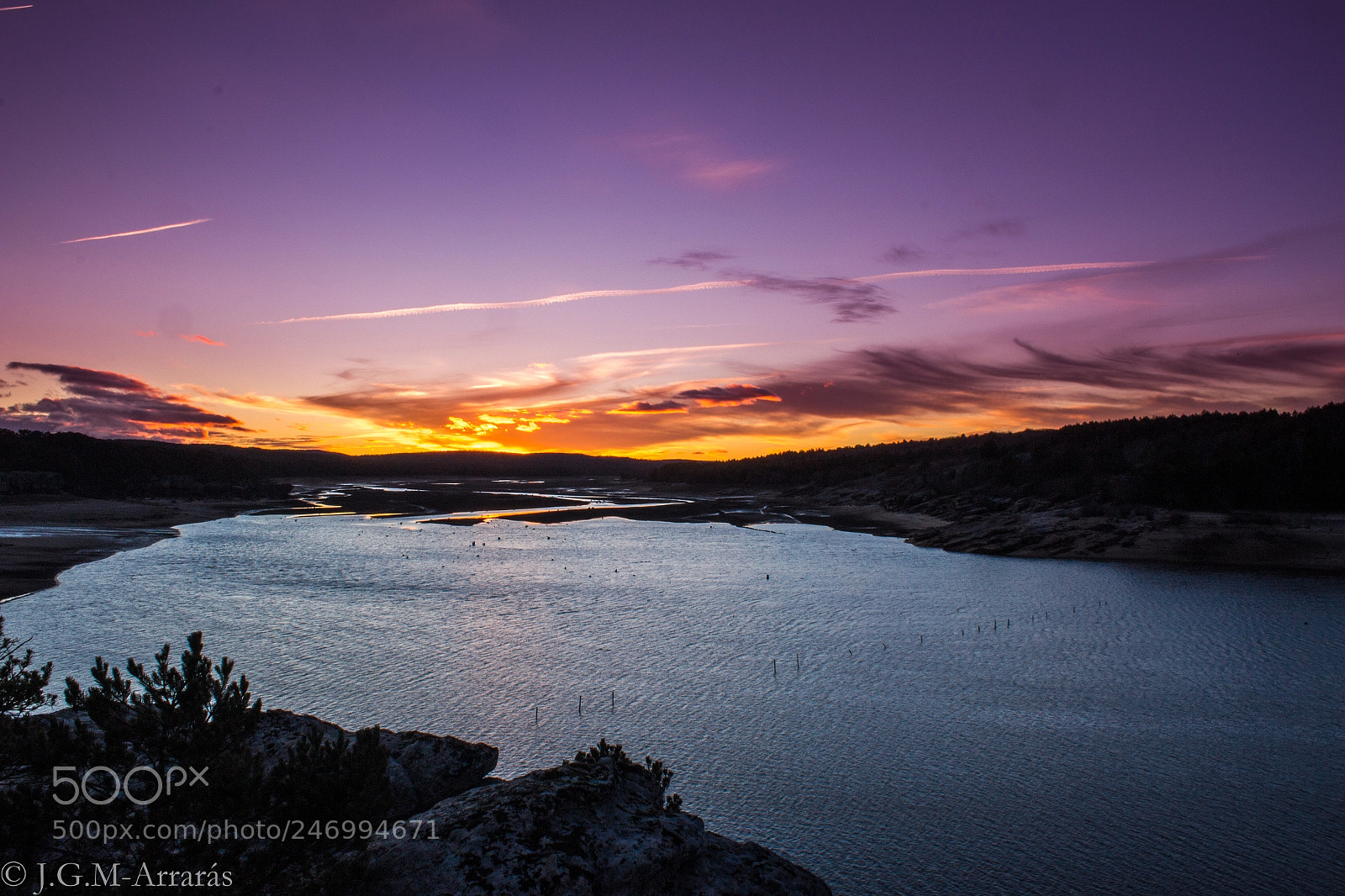 Canon EOS 100D (EOS Rebel SL1 / EOS Kiss X7) sample photo. Sunset on the lake photography