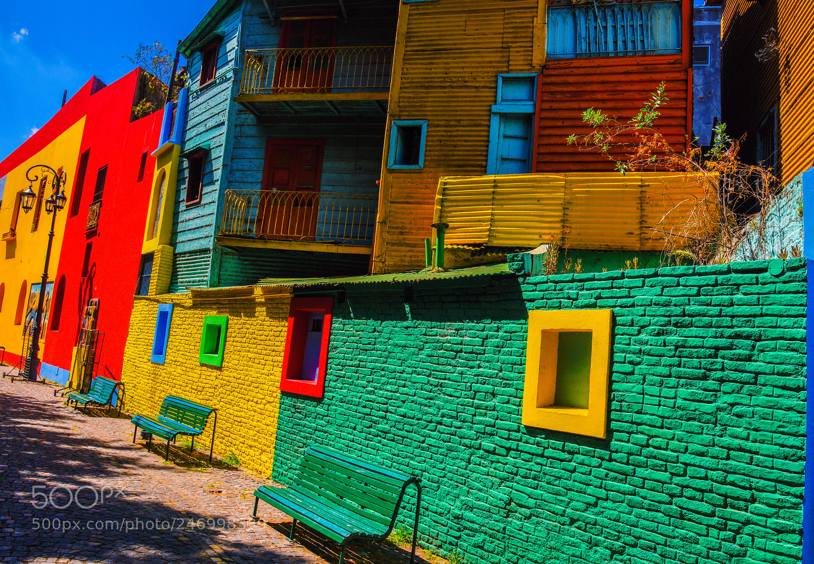 Nikon D810 sample photo. Coloured buildings of buenos photography