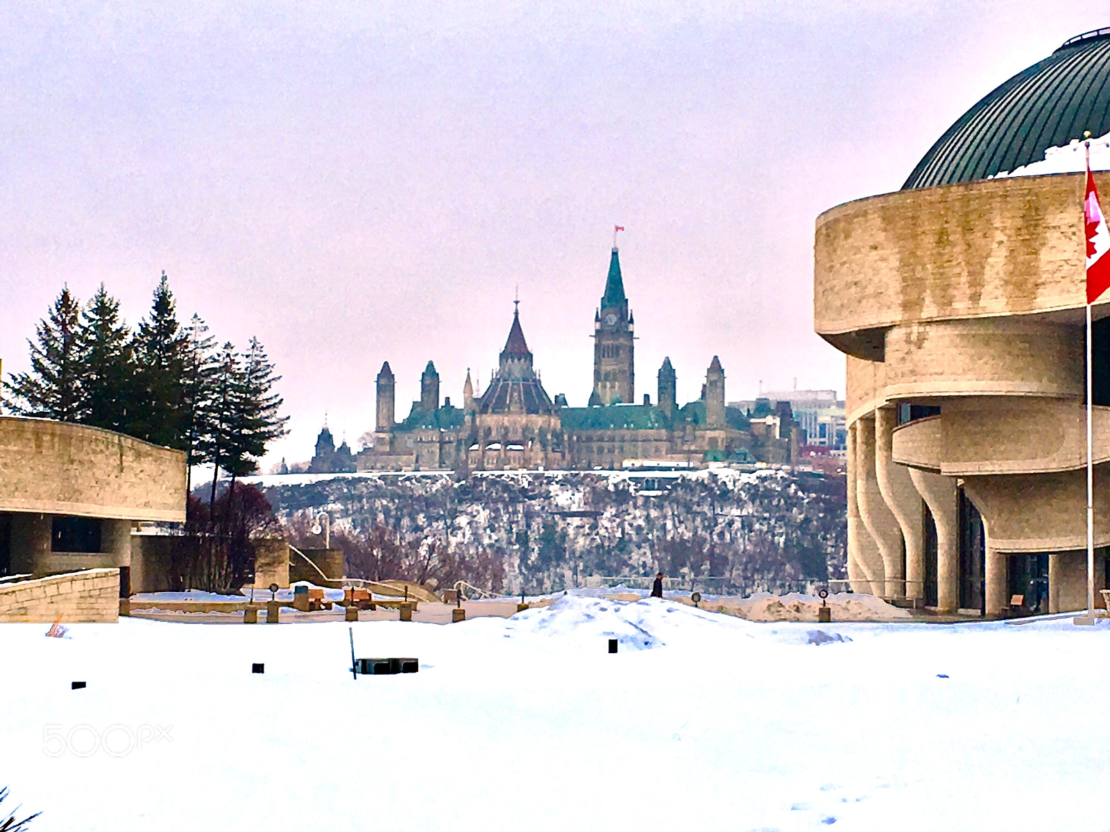 Apple iPhone SE sample photo. Canada s parliament hill photography