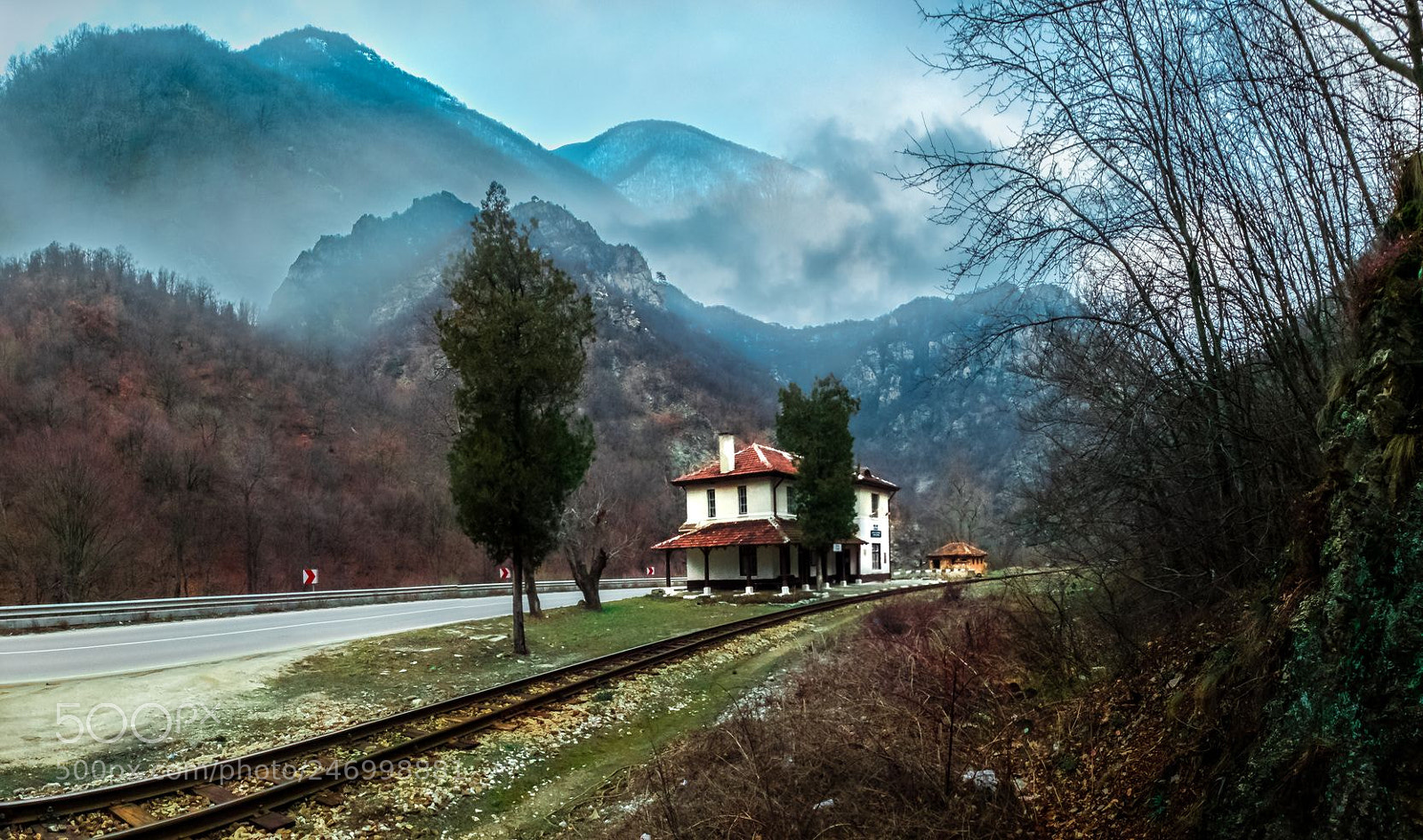 Fujifilm X30 sample photo. Mountain station photography