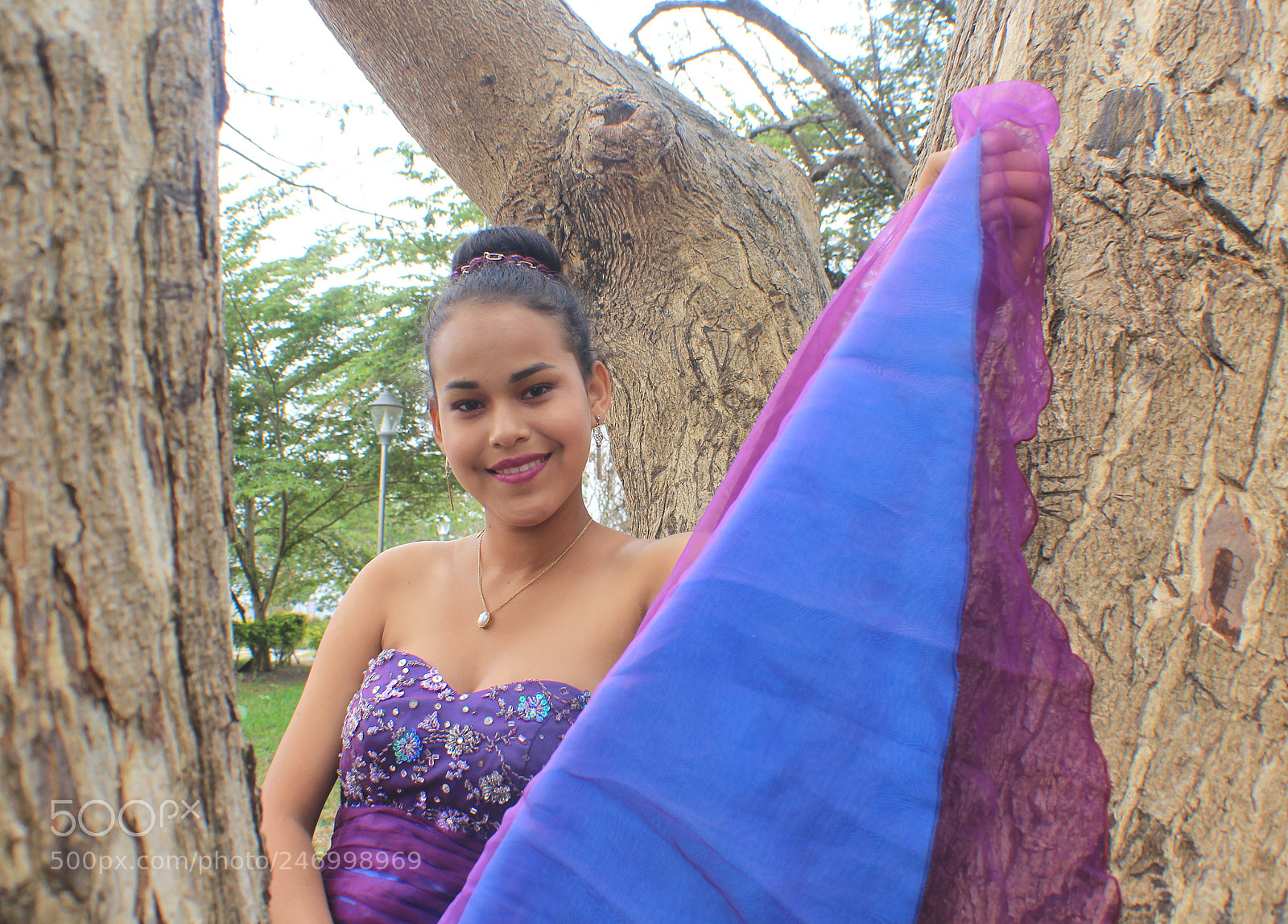 Canon EOS 1200D (EOS Rebel T5 / EOS Kiss X70 / EOS Hi) sample photo. En el paseo photography