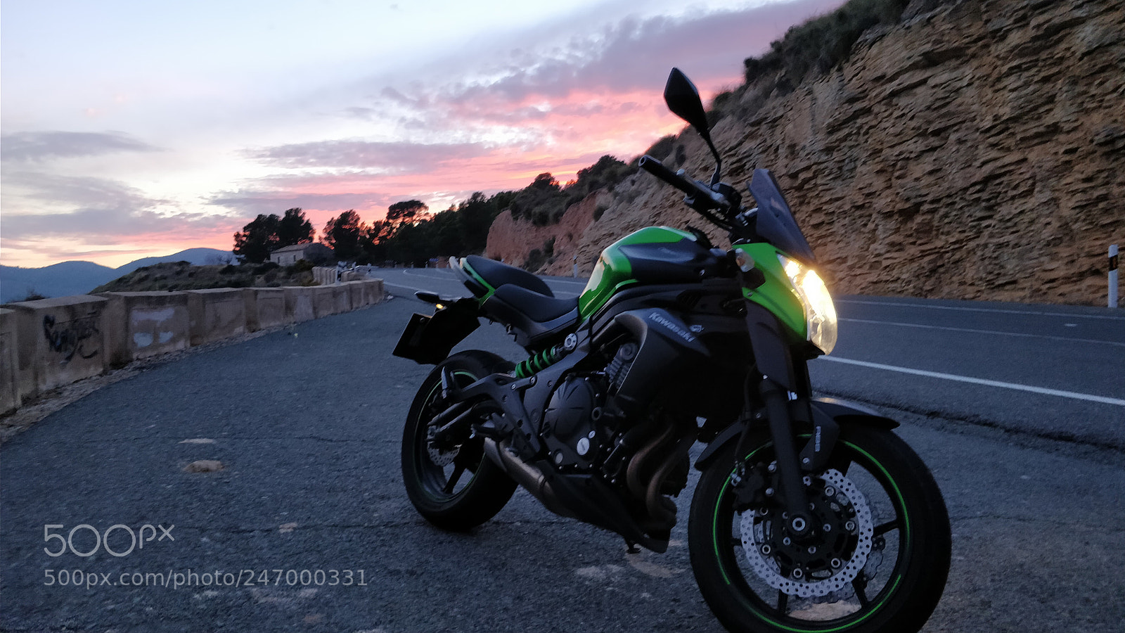 OnePlus 5 sample photo. Kawasaki er6n photography