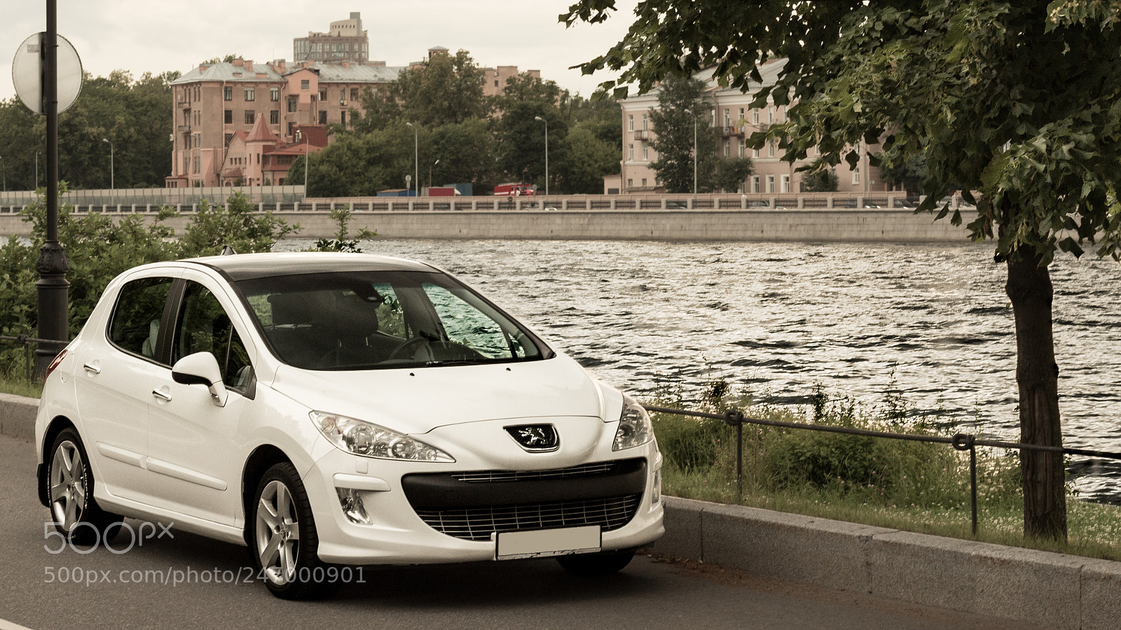 Canon EOS 650D (EOS Rebel T4i / EOS Kiss X6i) sample photo. Peugeot 308 photography