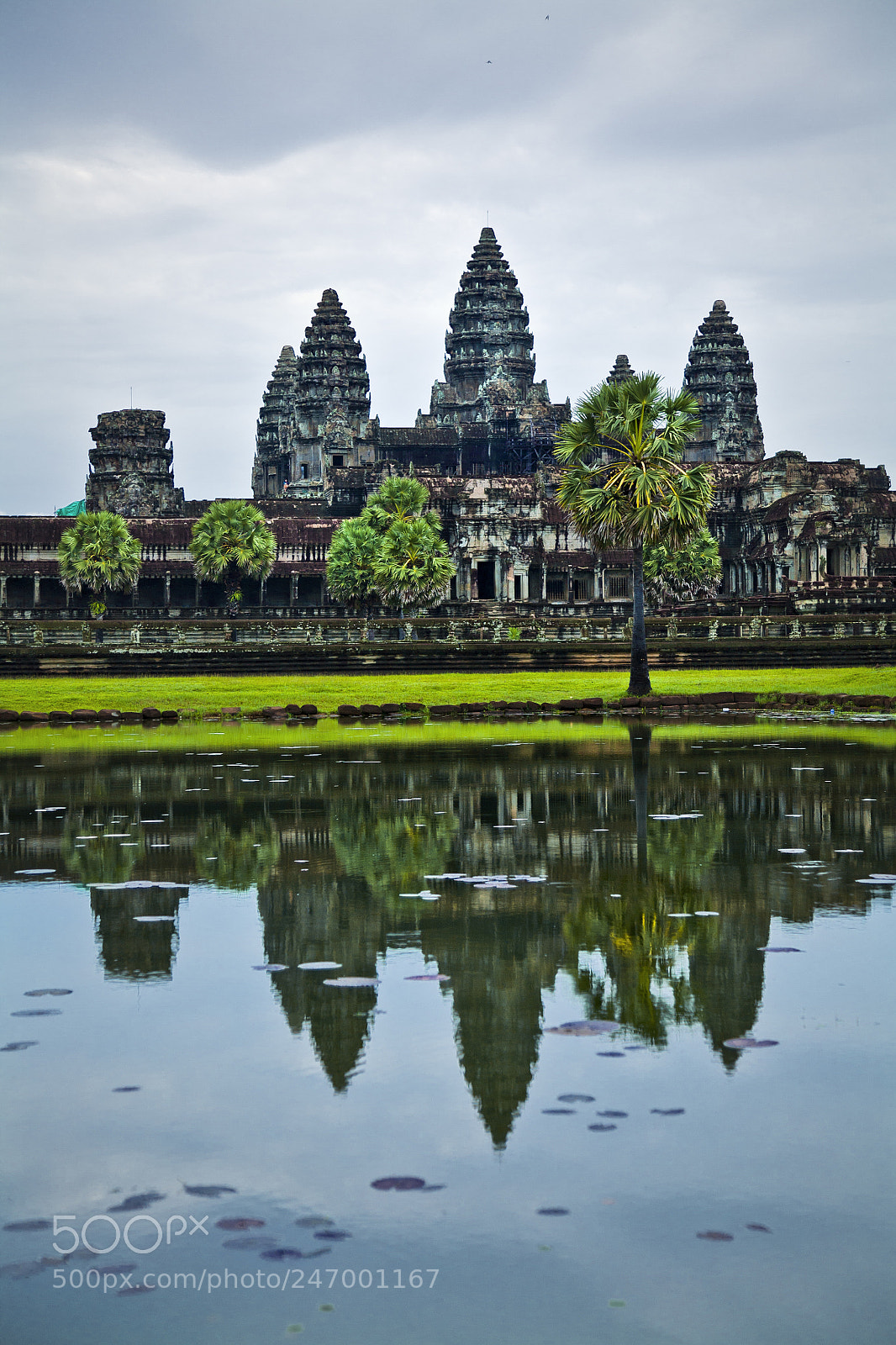 Canon EOS 5D sample photo. Angkor temples - siem photography