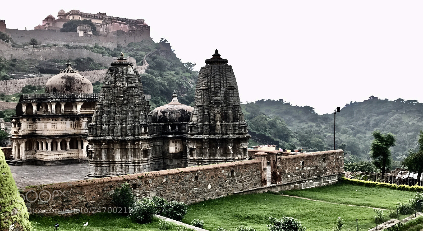 Apple iPhone 7 Plus sample photo. Kumbhalgarh - world heritage photography