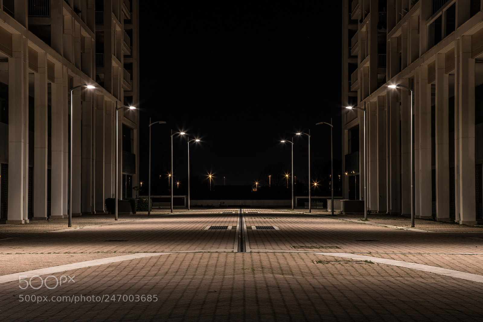 Canon EOS 6D Mark II sample photo. Night in rome ii photography