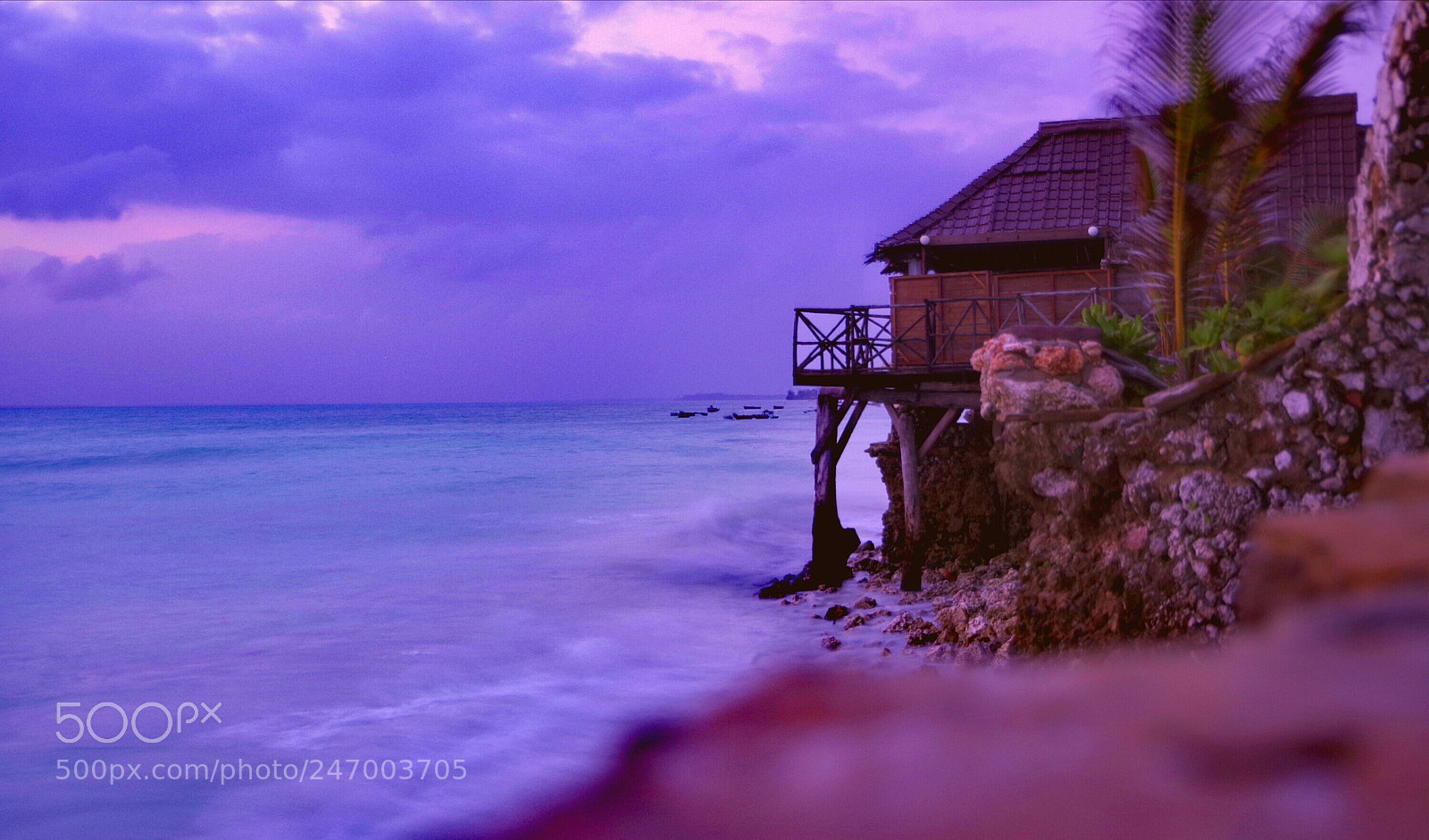 Pentax K-70 sample photo. House on the beach photography