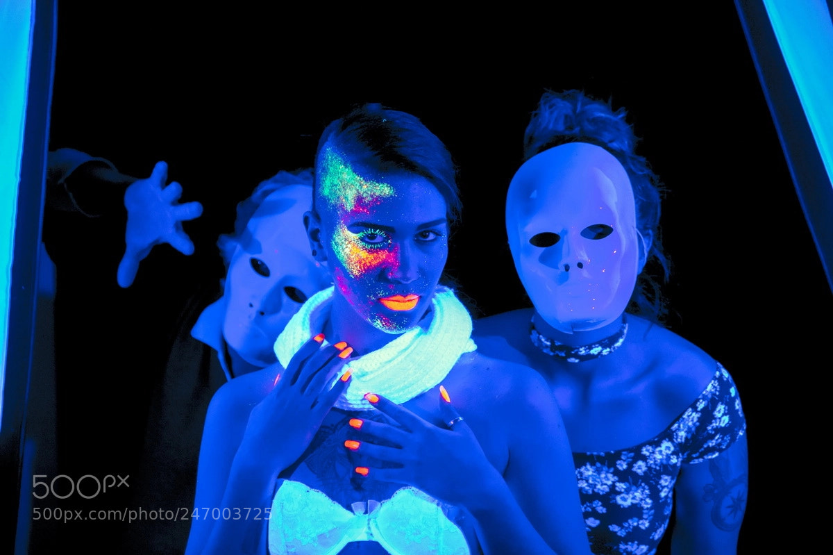 Nikon D4 sample photo. Fluo photography