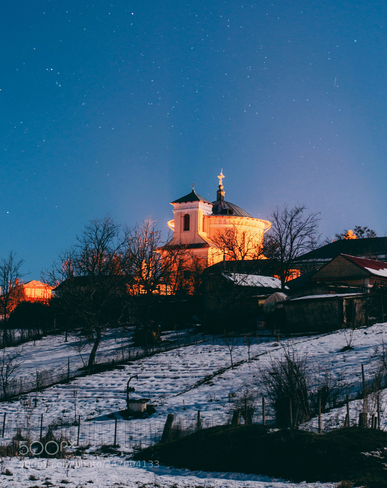 Nikon D5100 sample photo. The round church photography