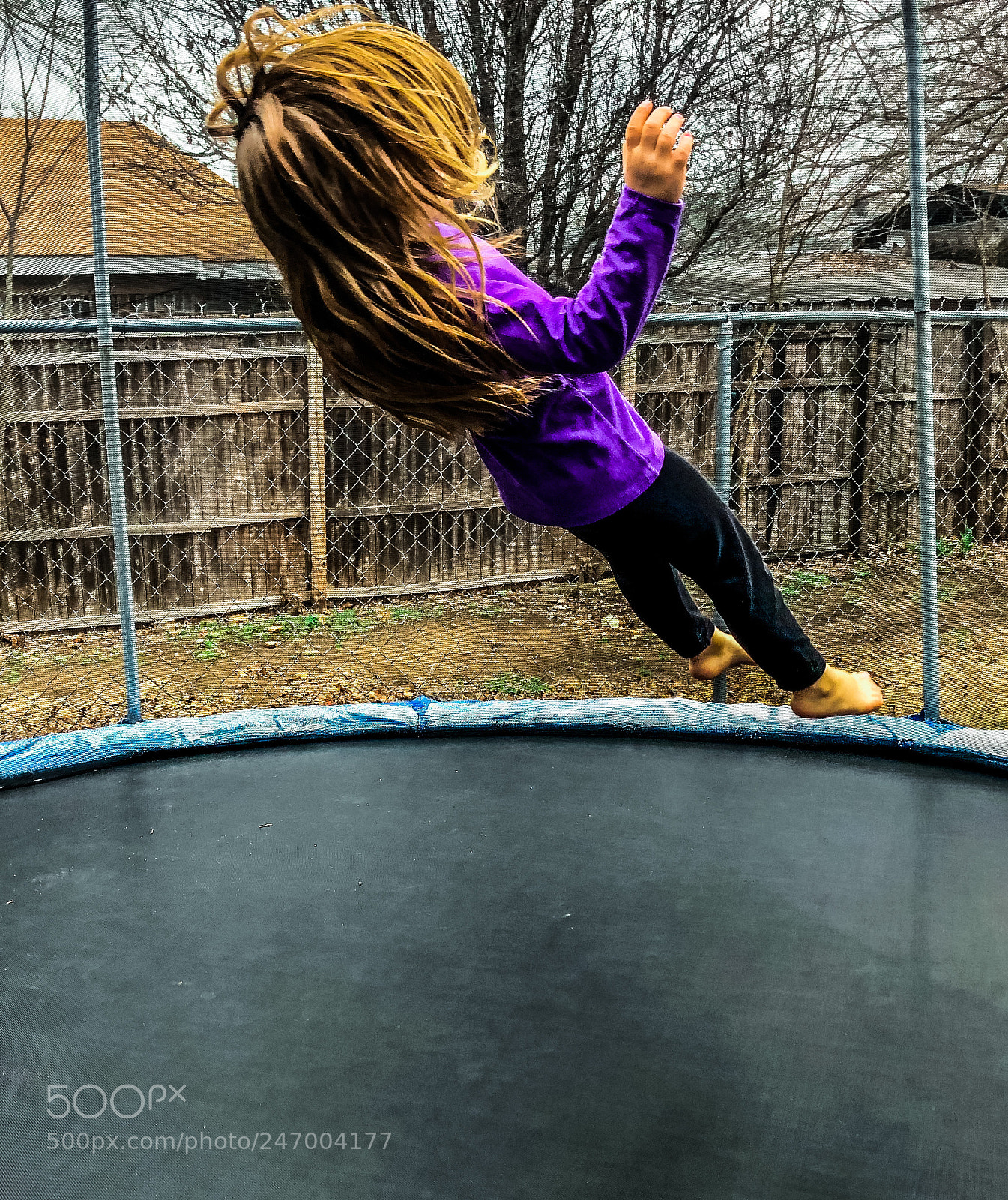 Apple iPhone X sample photo. In action photography