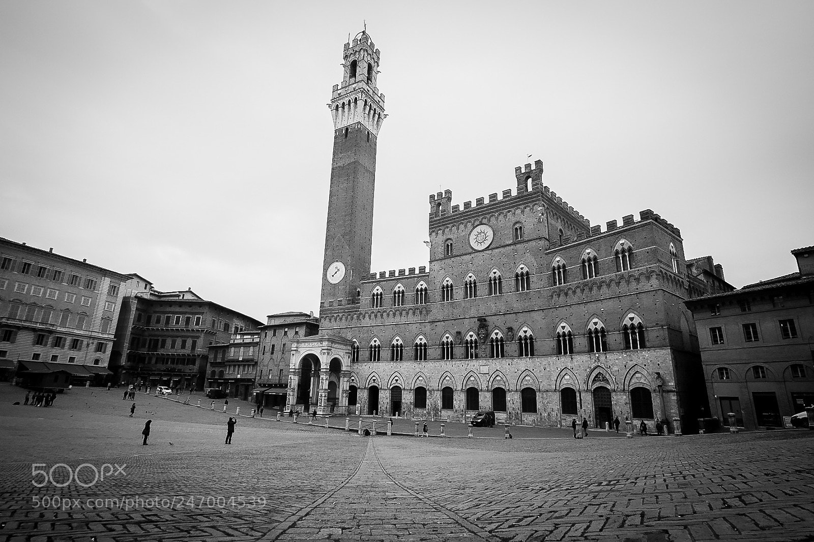 Fujifilm X-T1 sample photo. Piazza del campo photography