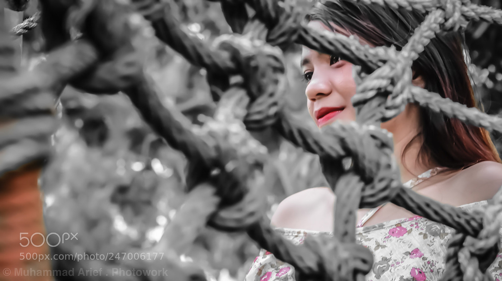 Canon EOS M6 sample photo. Caged girl photography