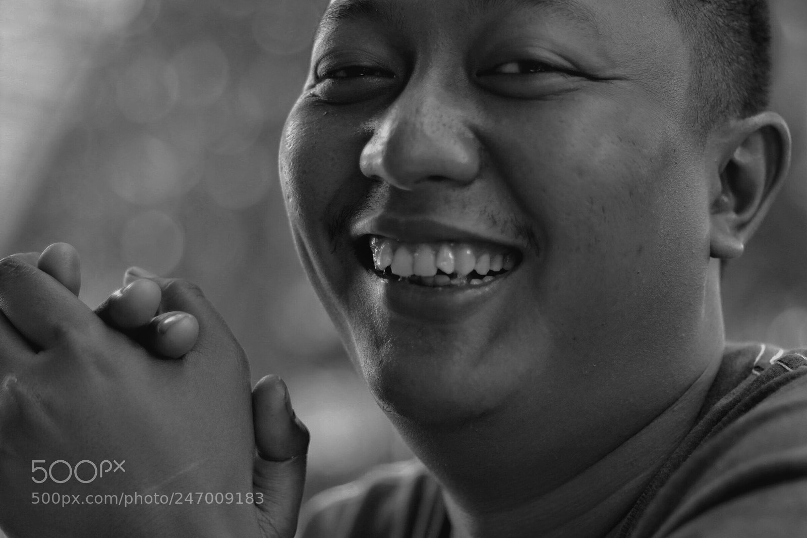 Canon EOS M6 sample photo. A smiling tired face photography