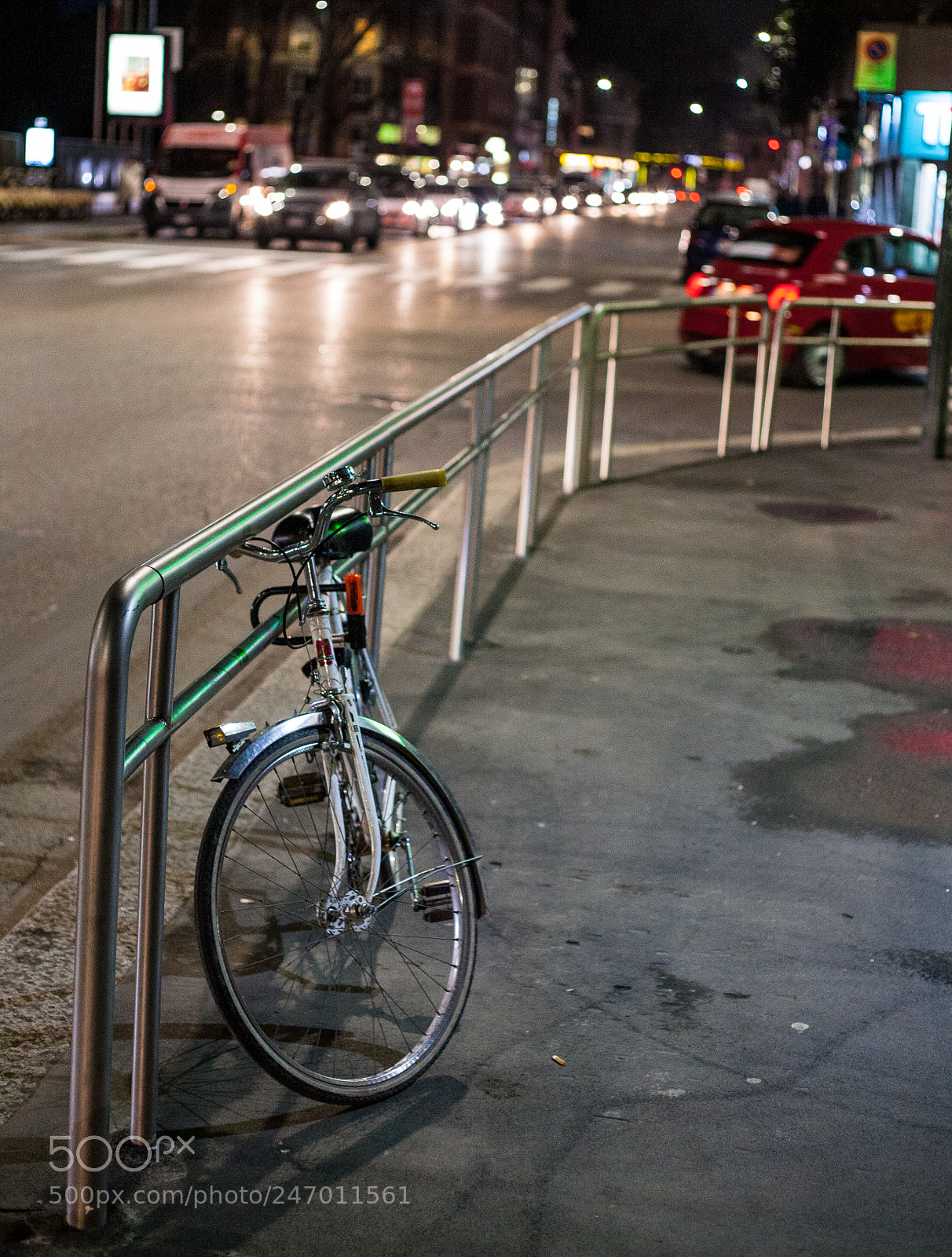 Canon EOS 5D sample photo. Just leaning photography