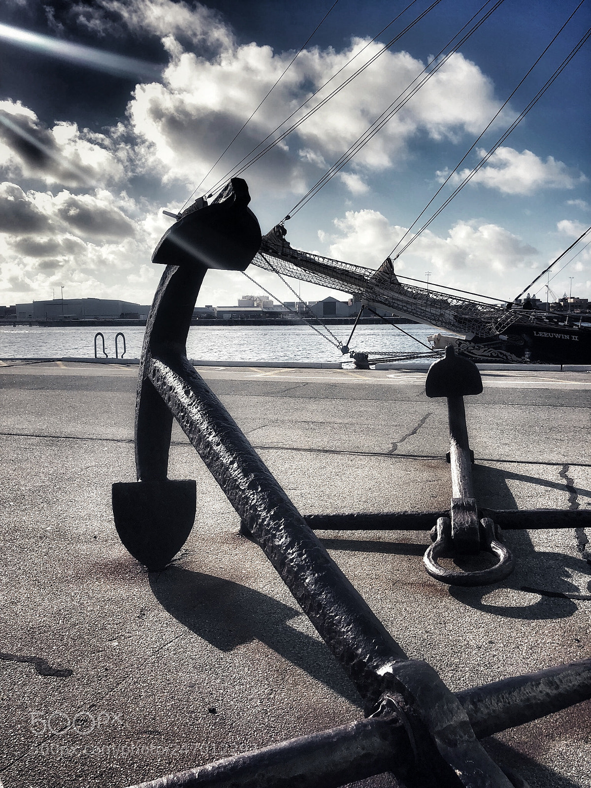 Apple iPhone X sample photo. Fremantle port anchors photography