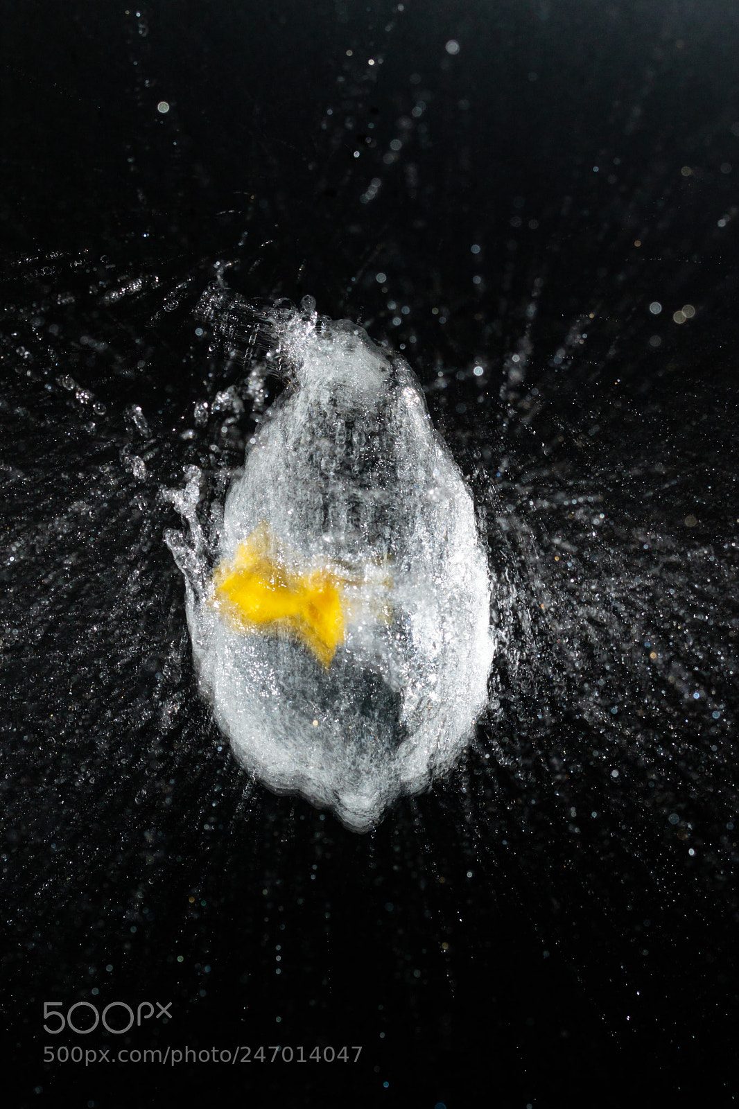 Canon EOS 7D Mark II sample photo. Bursting yellow balloon photography