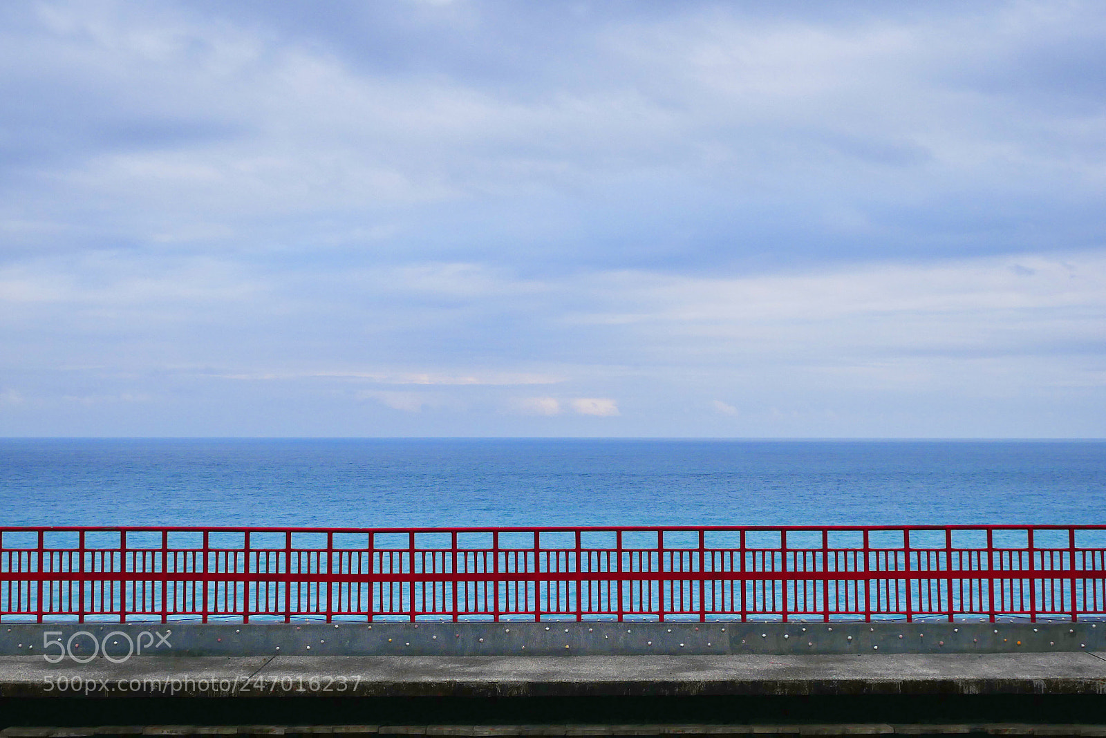 Panasonic Lumix DMC-GX85 (Lumix DMC-GX80 / Lumix DMC-GX7 Mark II) sample photo. Waiting photography