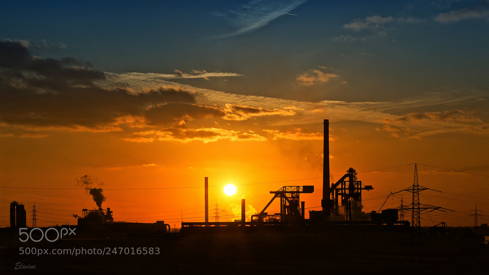 Olympus OM-D E-M1 Mark II sample photo. Romantic industrial setting photography