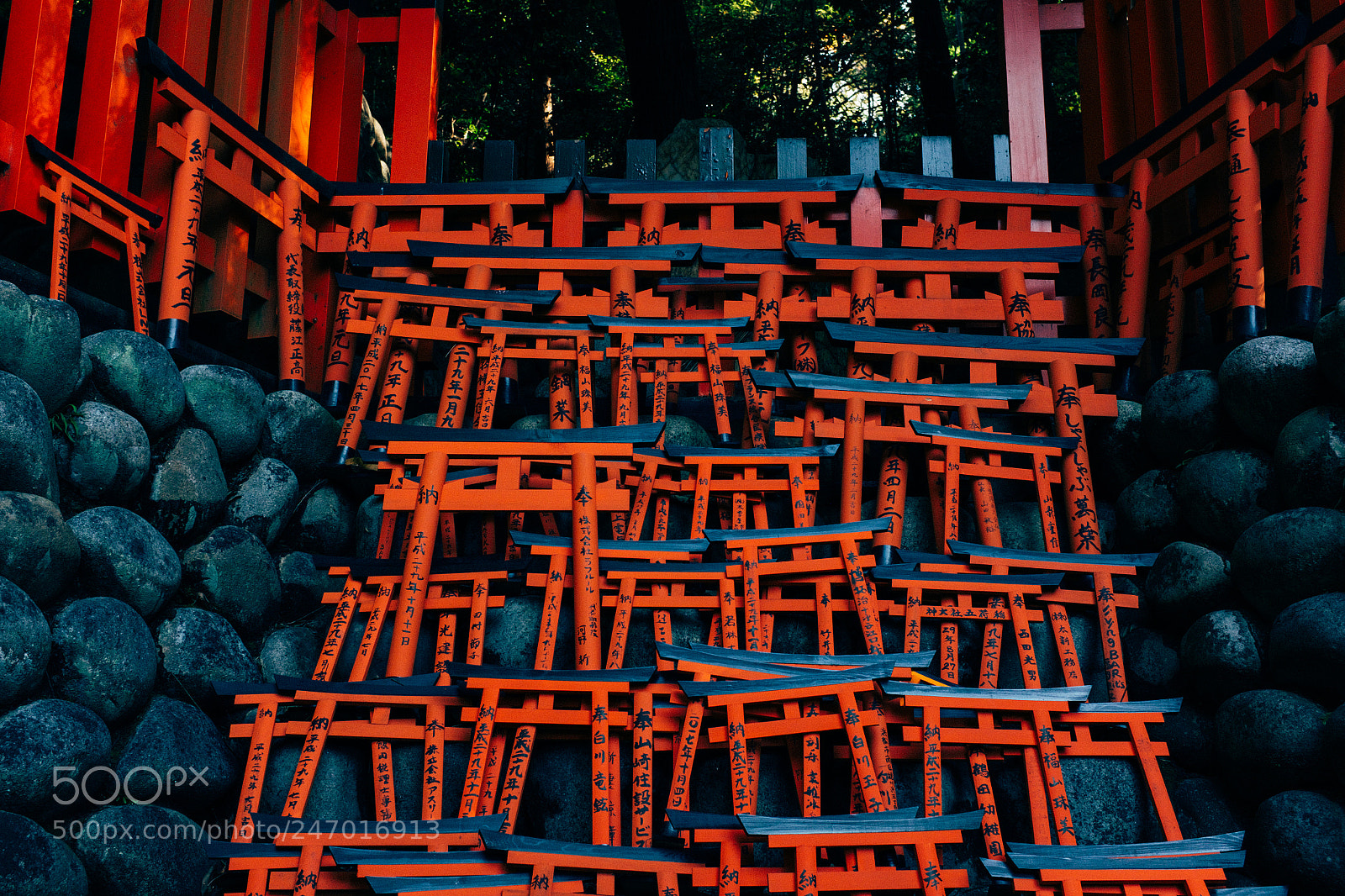 Fujifilm X100S sample photo. Fushimi inari shrine photography