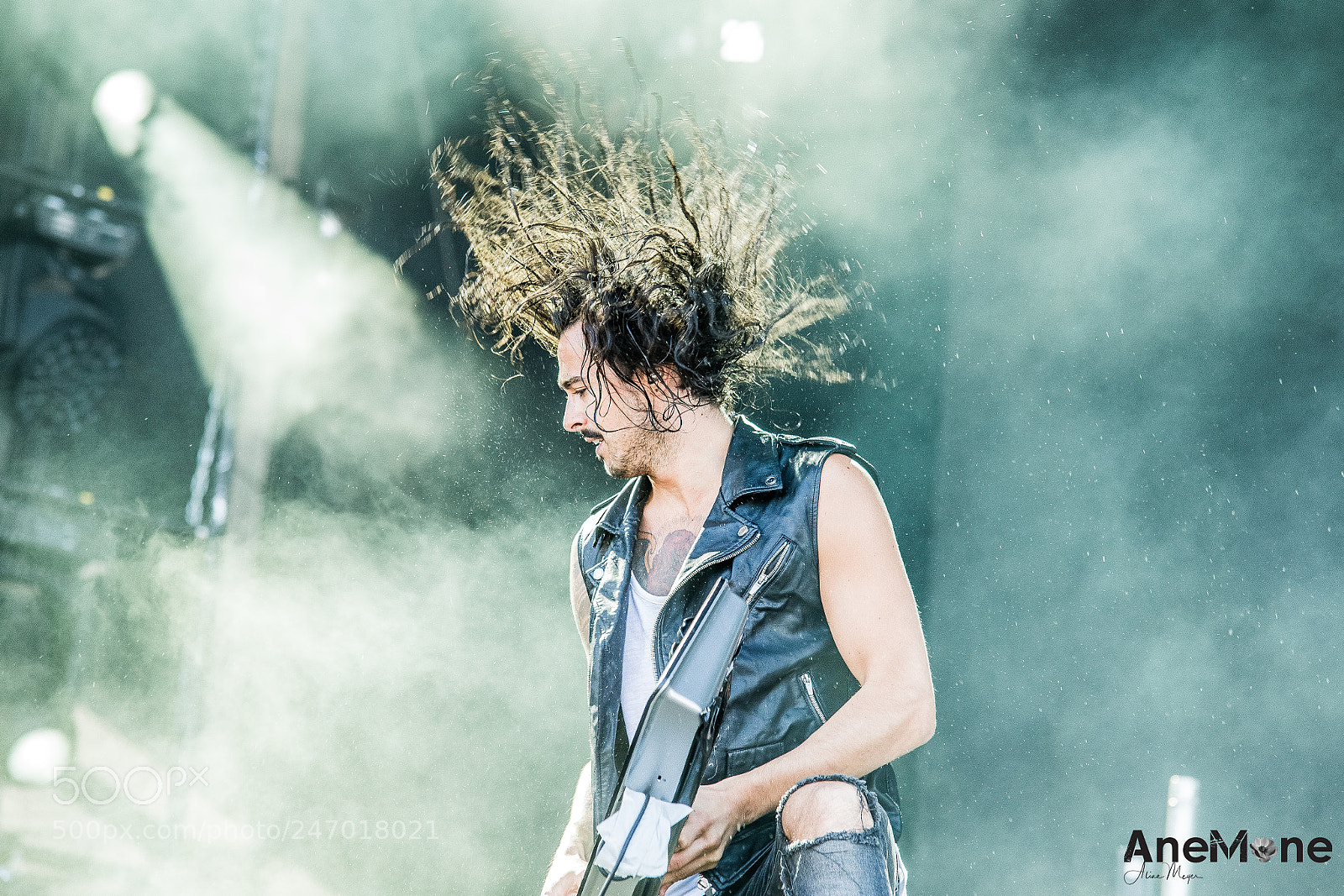 Canon EOS-1D X sample photo. Betraying the martyrs photography