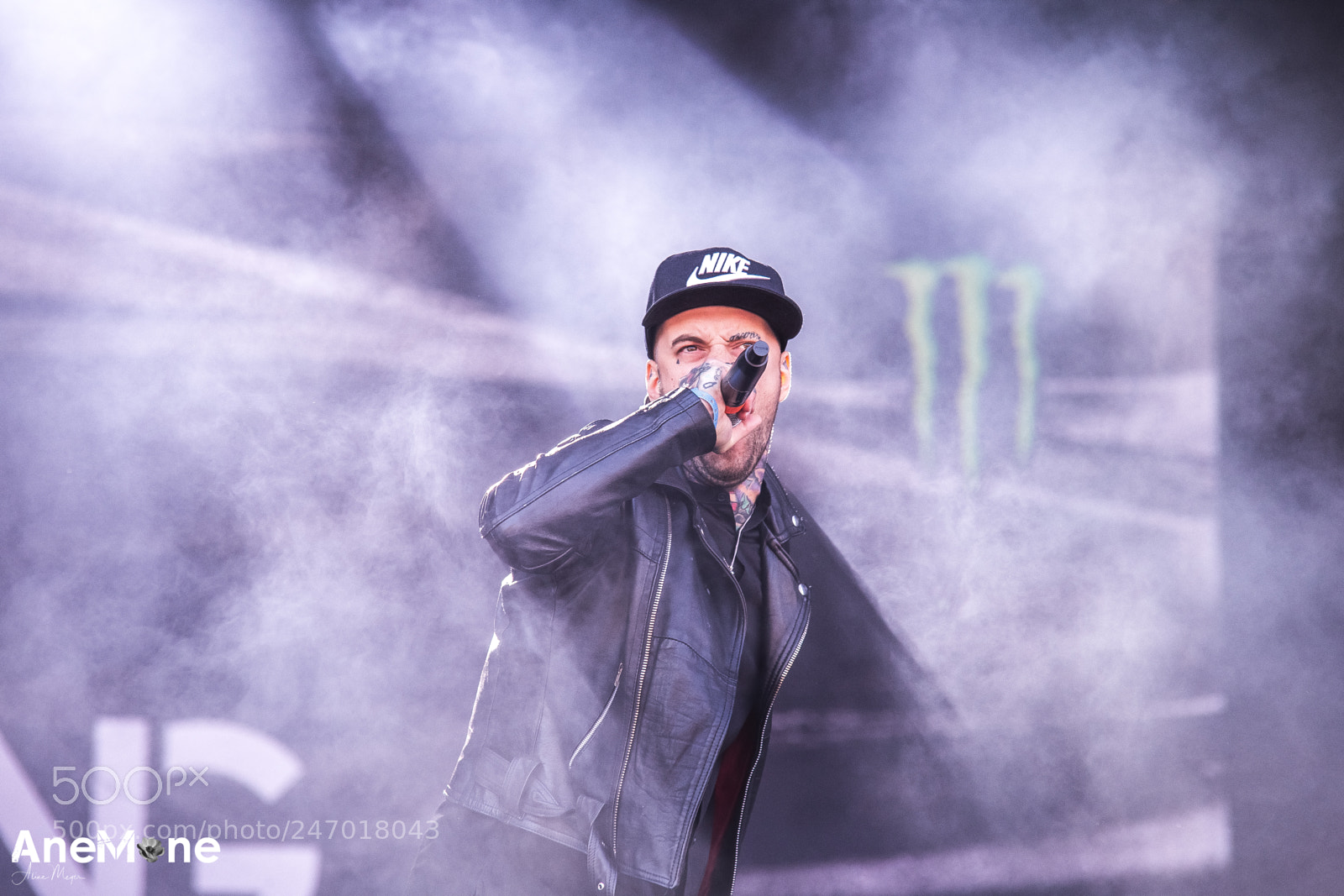 Canon EOS-1D X sample photo. Betraying the martyrs photography