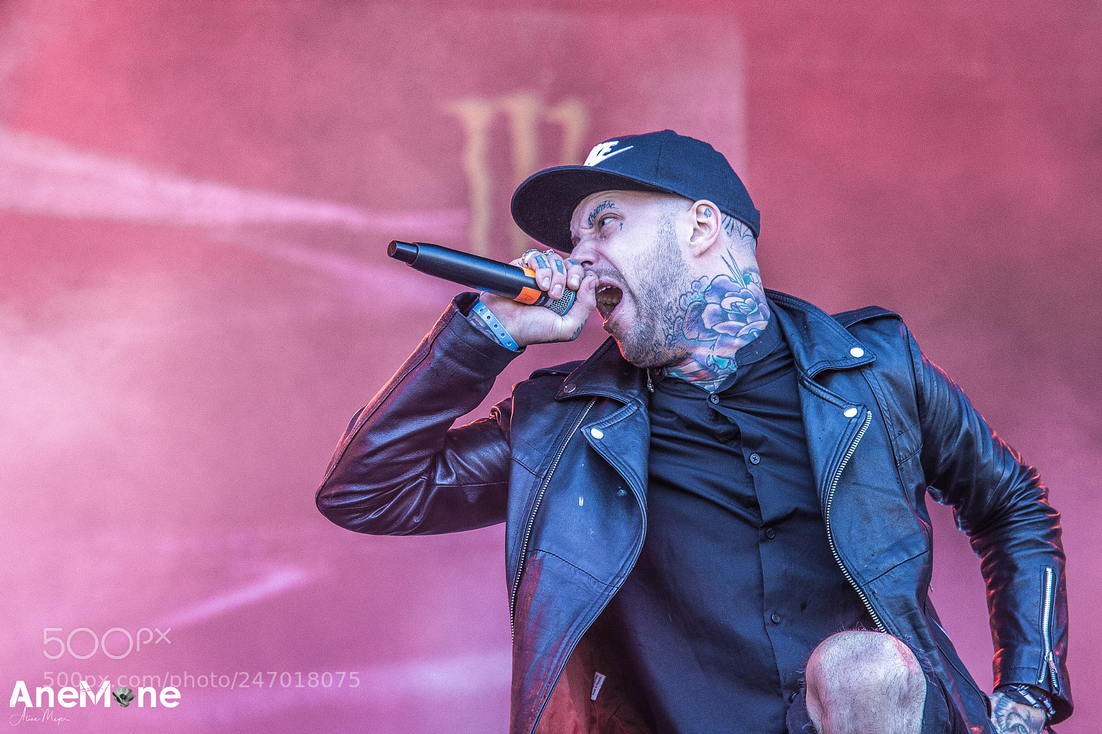 Canon EOS-1D X sample photo. Betraying the martyrs photography