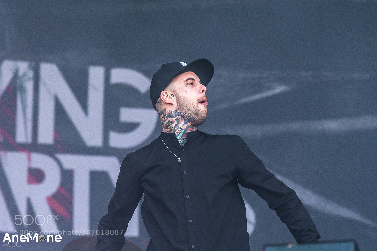Canon EOS-1D X sample photo. Betraying the martyrs photography