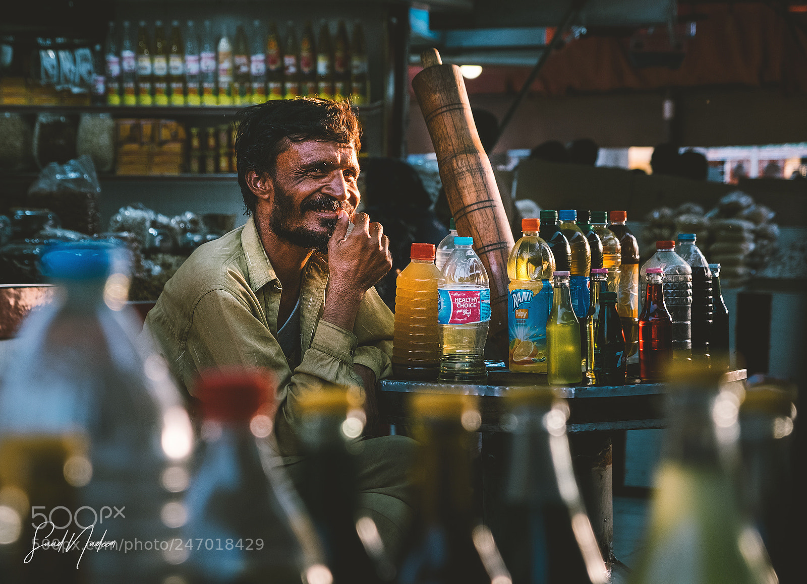 Fujifilm X-T10 sample photo. Karachi's street life photography
