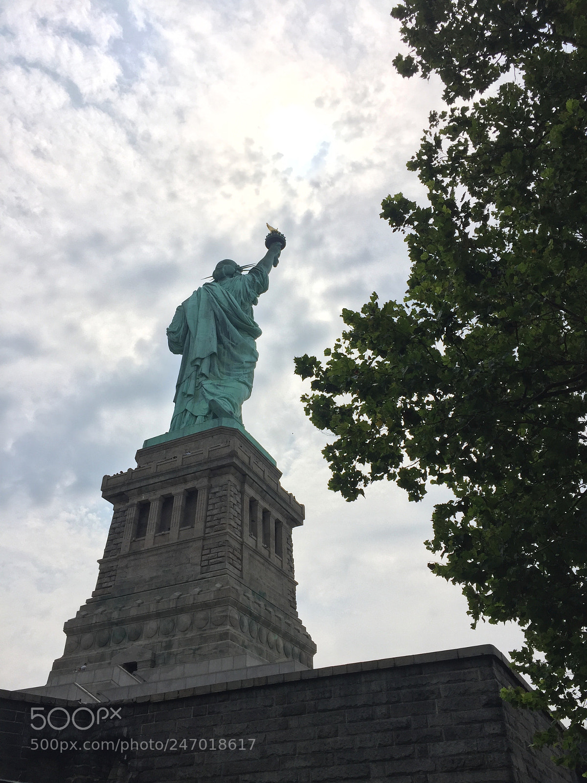 Apple iPhone 6 sample photo. Liberty photography