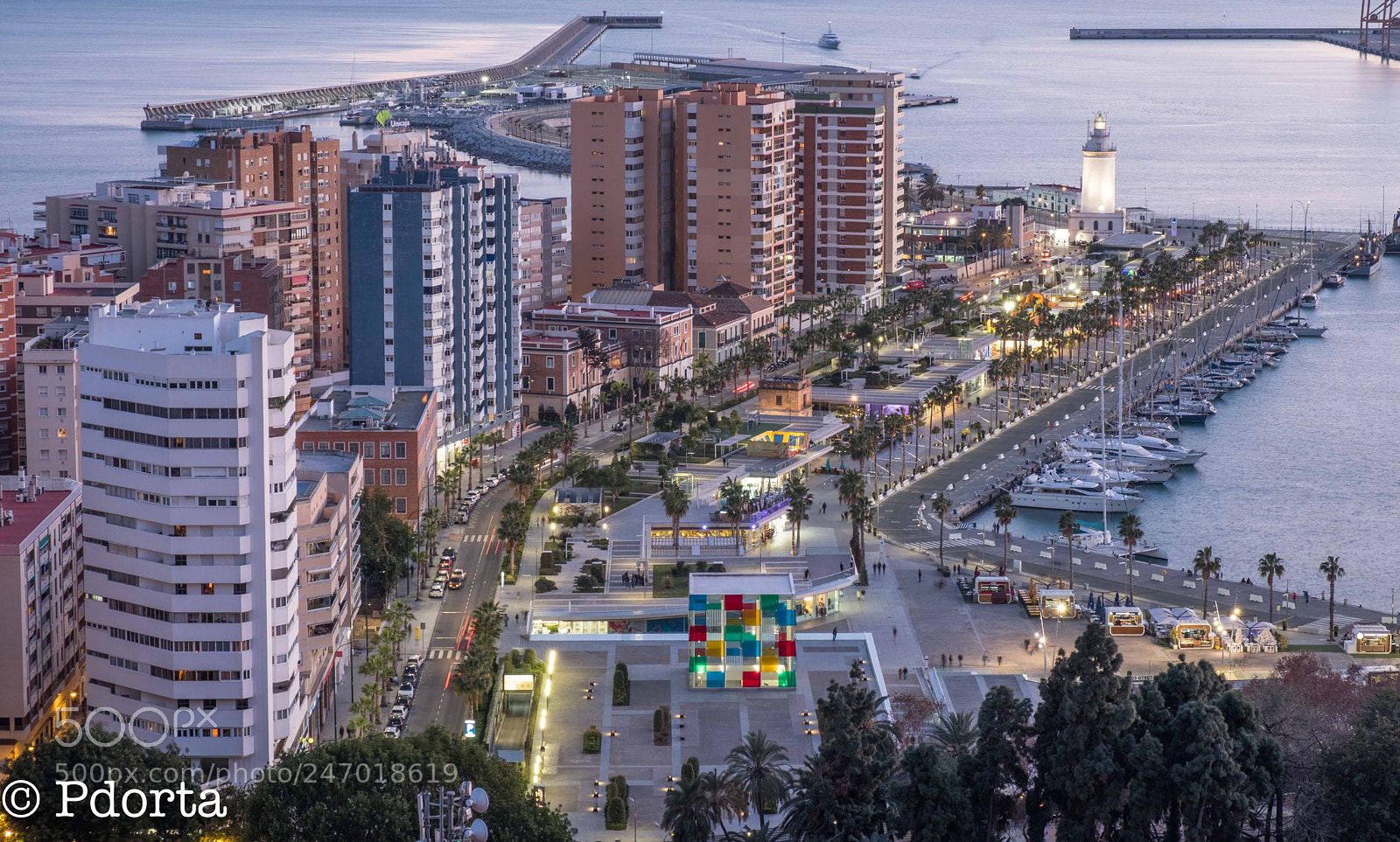 Fujifilm X-Pro2 sample photo. La farola, málaga photography