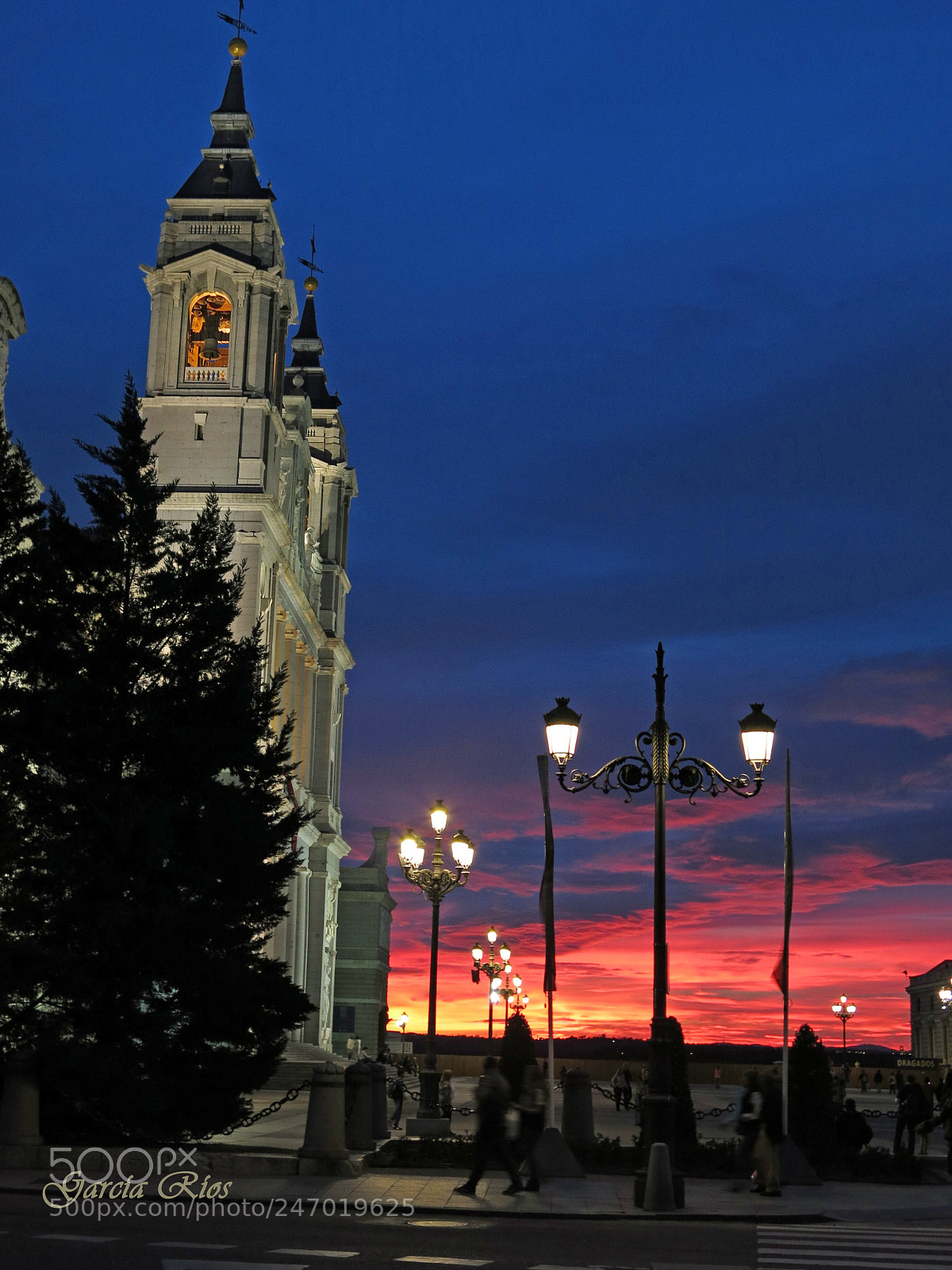 Canon PowerShot G15 sample photo. Catedral de la almudena. photography