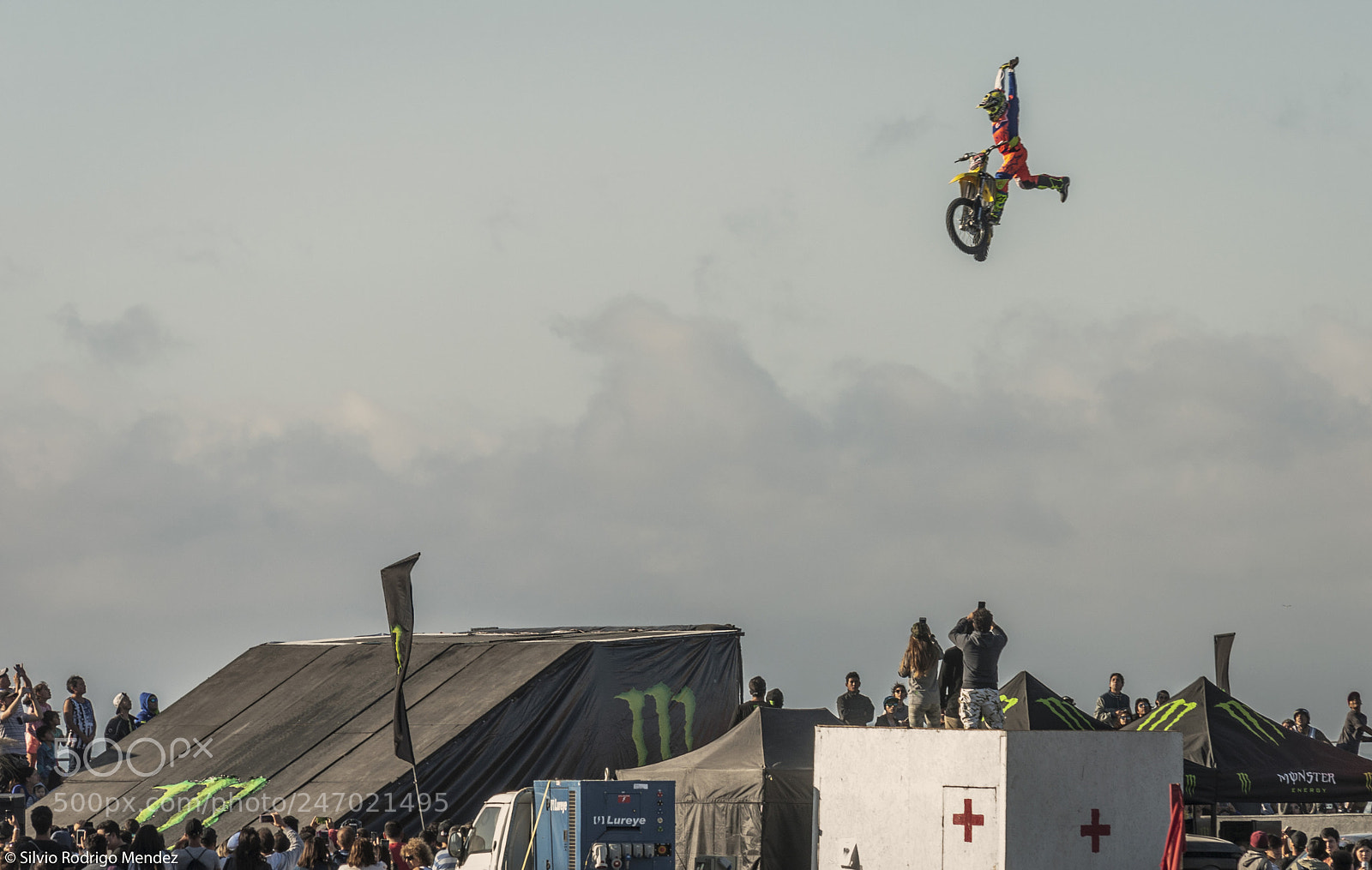 Nikon D5000 sample photo. Freestyle motocross photography