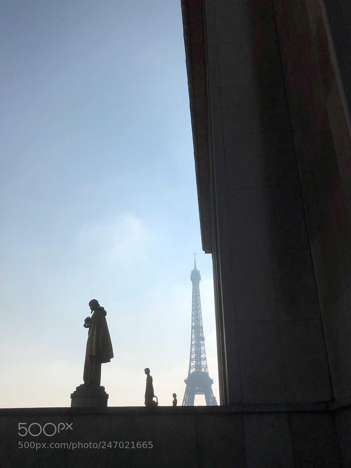 Apple iPhone 8 sample photo. Paris,trocadéro photography