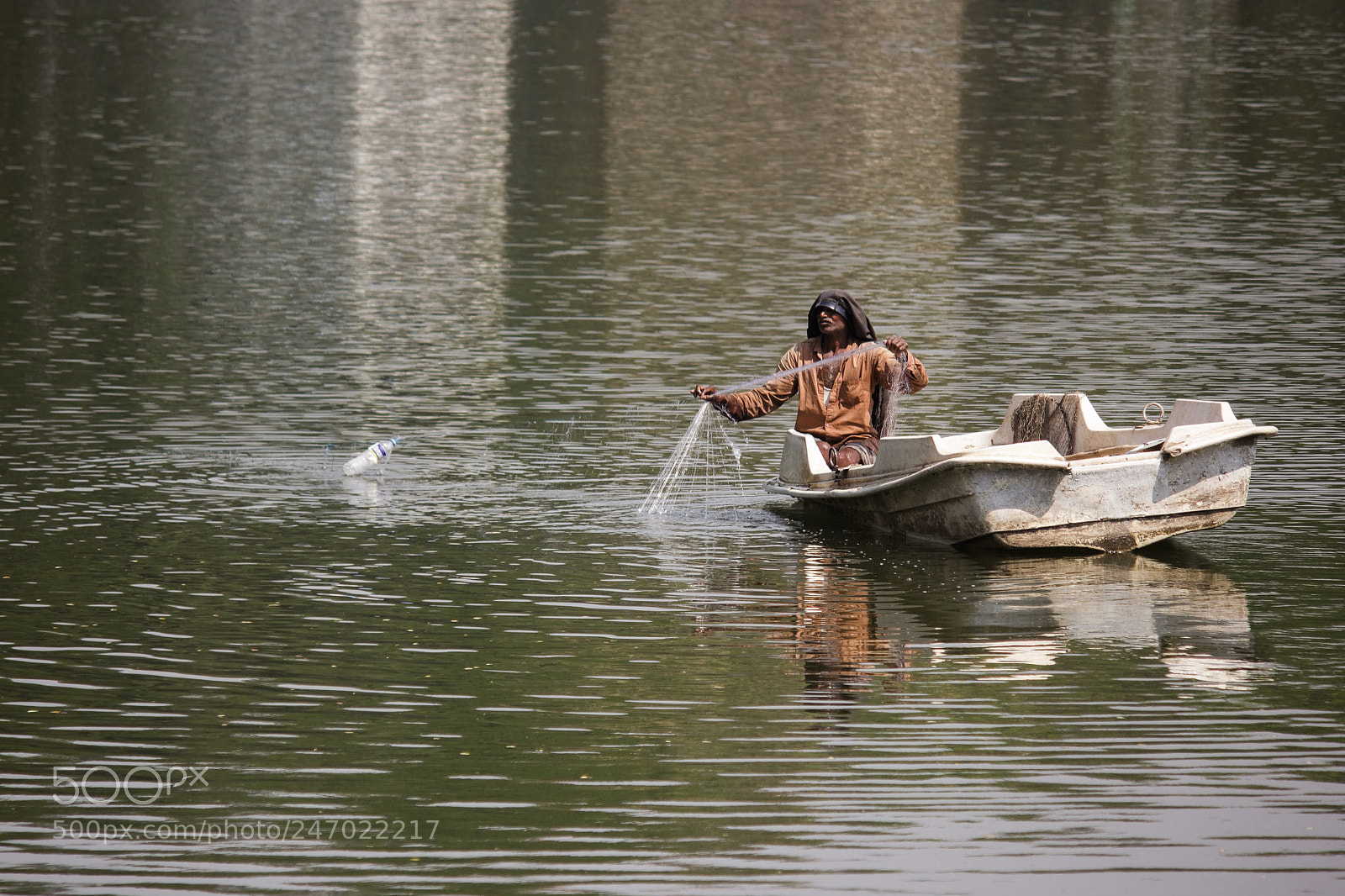Canon EOS 550D (EOS Rebel T2i / EOS Kiss X4) sample photo. Boating photography