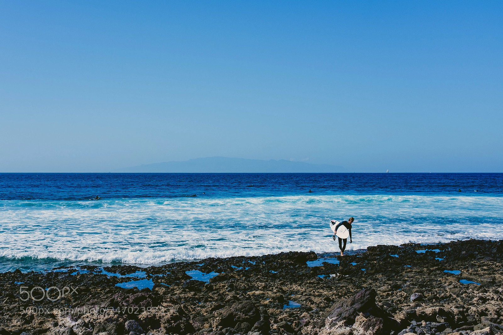 Fujifilm X100F sample photo. Sea and surf photography