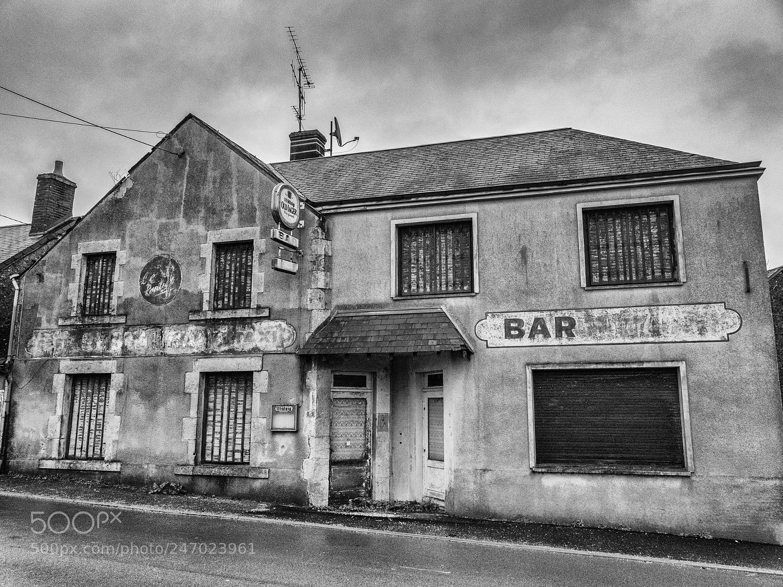 Panasonic Lumix DMC-FZ1000 sample photo. Vieux bar photography