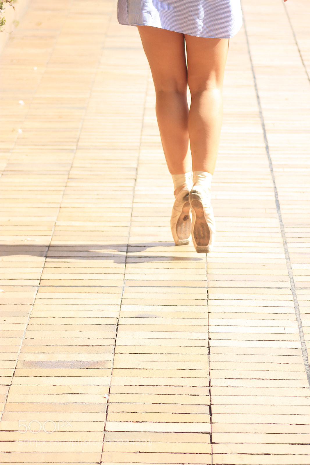 Canon EOS 1100D (EOS Rebel T3 / EOS Kiss X50) sample photo. A dancer feets photography