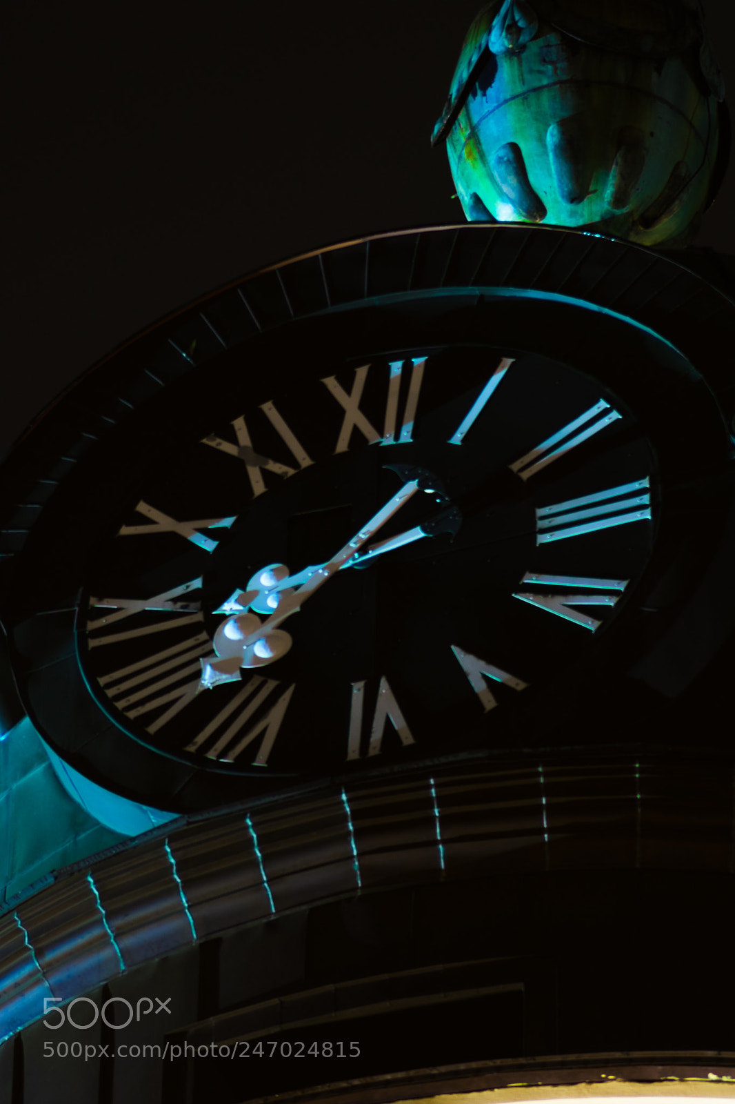 Nikon D3400 sample photo. Clock tower photography
