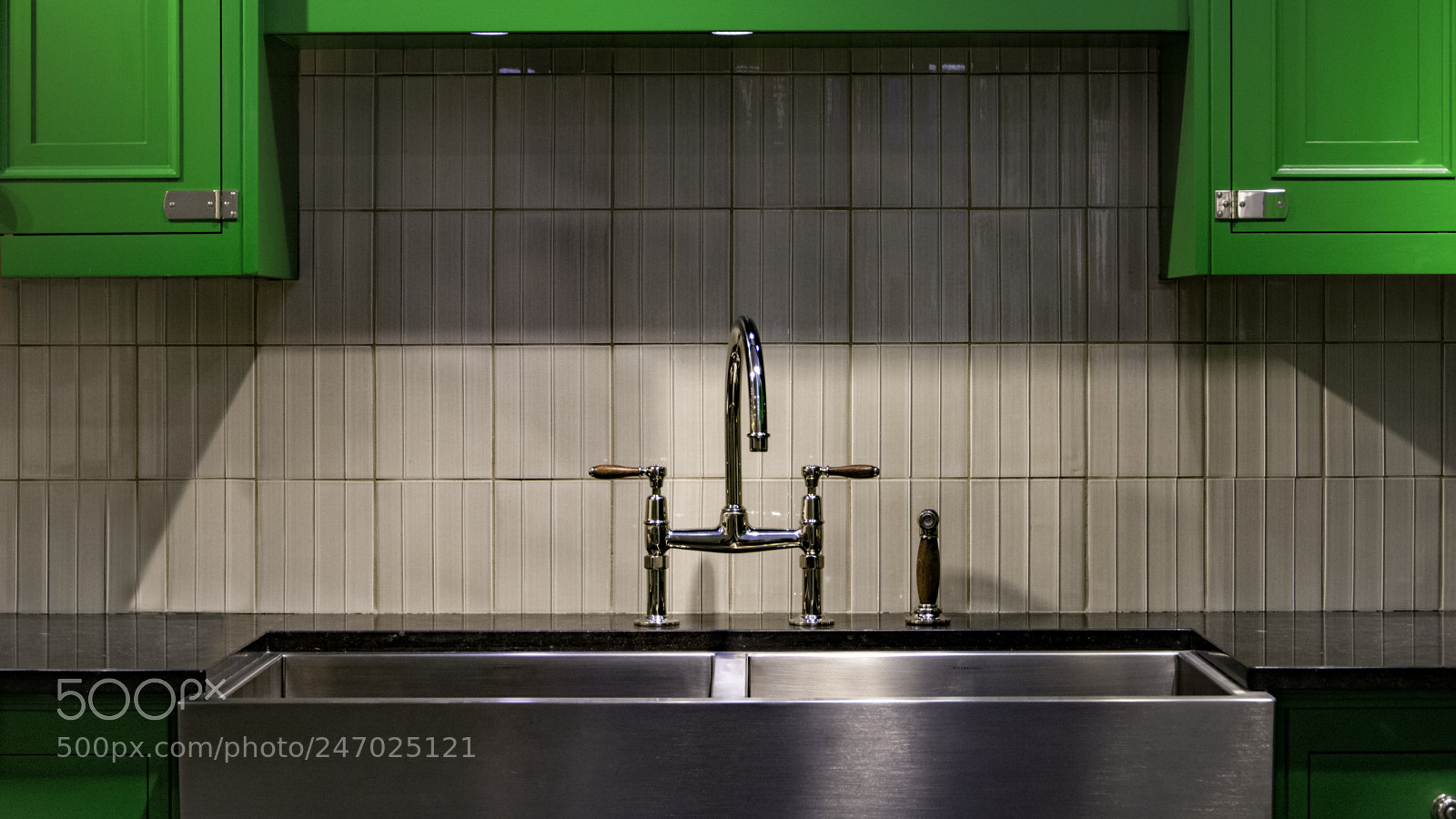 Nikon D7200 sample photo. Modern farm style kitchen photography